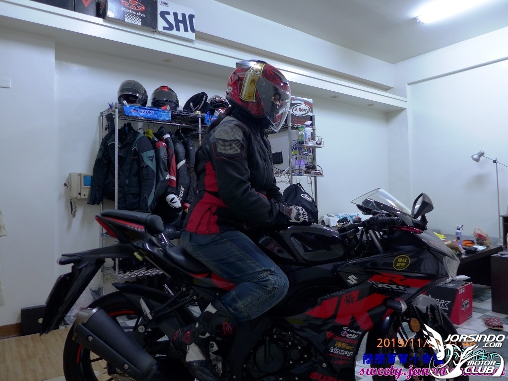 NHK R1半罩式內墨鏡安全帽(Karel選手彩繪亮紅)3270|小老婆汽機車資訊網