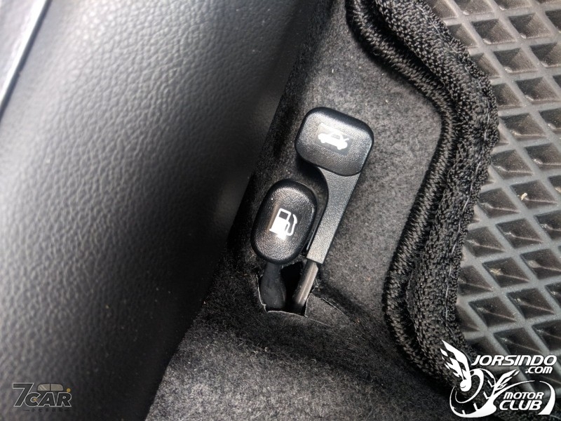 Hyundai Elantra Sport No.036 ---- 油箱孔設計3439|Hyundai,Elantra小老婆汽機車資訊網