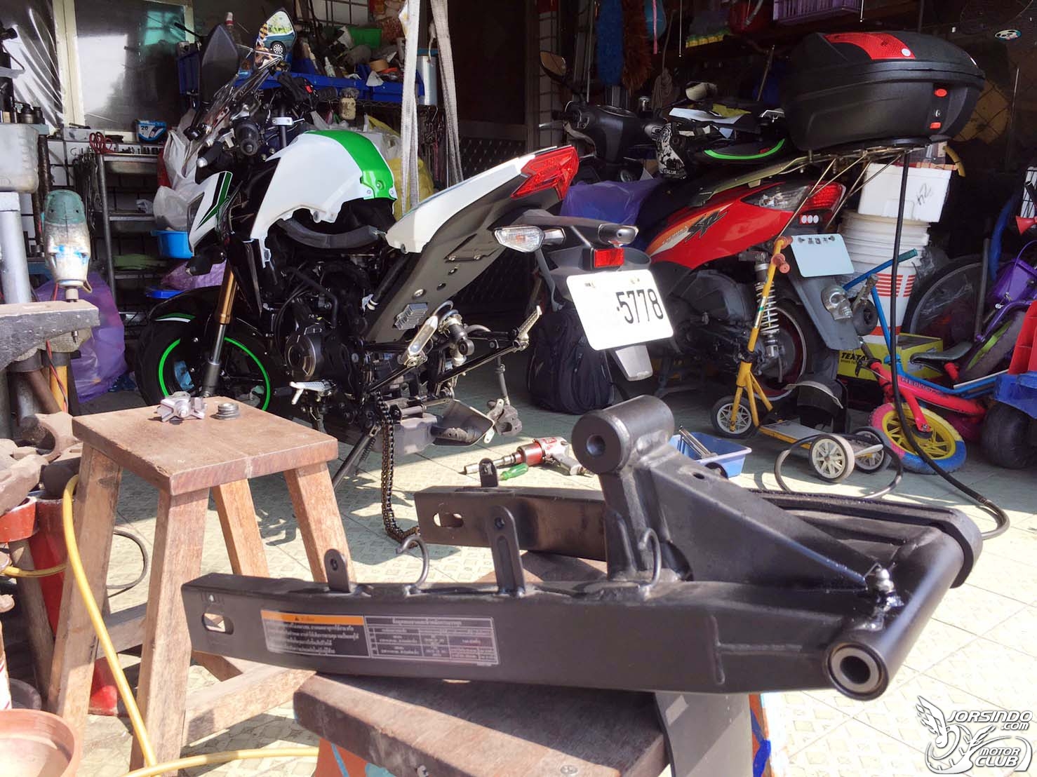 KAWASAKI Z125 搖臂異音問題治標&amp;治本處理分享~!4120|小老婆汽機車資訊網
