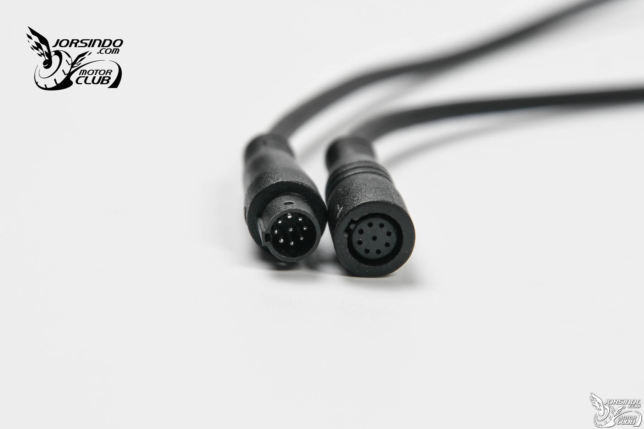 [實測分享] Amber 銨鉑 AD1080+ 前後雙鏡頭行車紀錄器249|小老婆汽機車資訊網