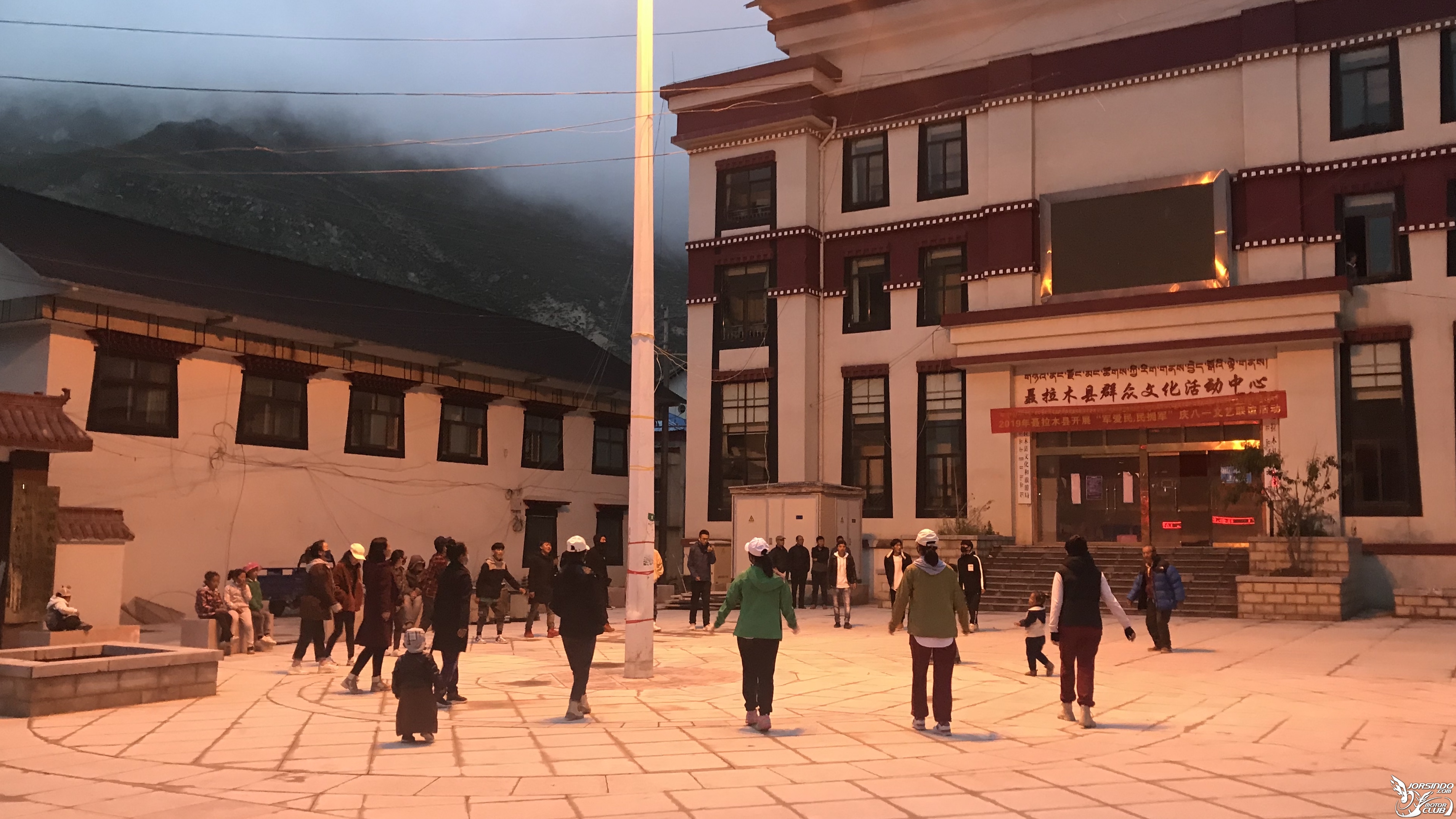 行疆 | 野狗隊間隔年自駕中國西部6582|大學生,自駕小老婆汽機車資訊網