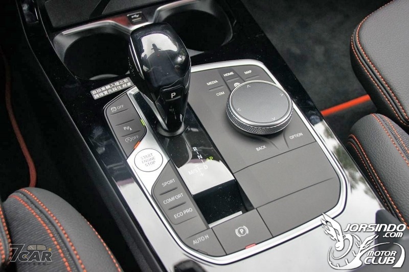 前輪驅動 駕馭依舊 BMW 118i 豪華運動版411|BMW,118i小老婆汽機車資訊網