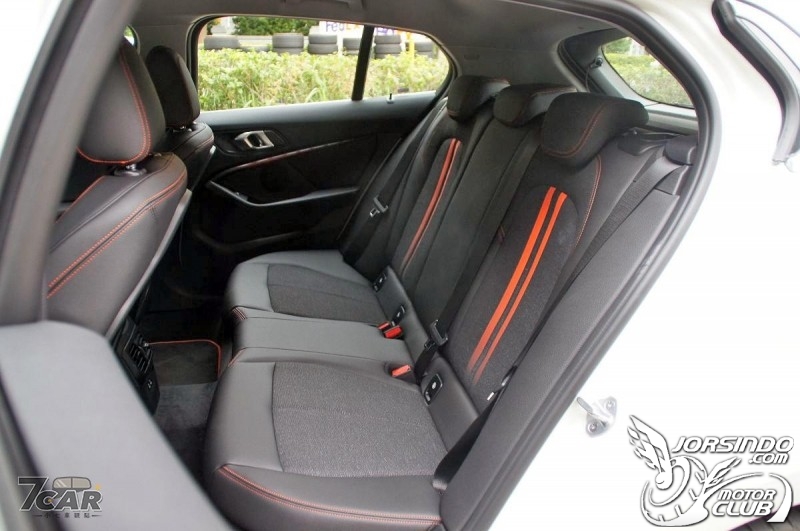 前輪驅動 駕馭依舊 BMW 118i 豪華運動版8984|BMW,118i小老婆汽機車資訊網