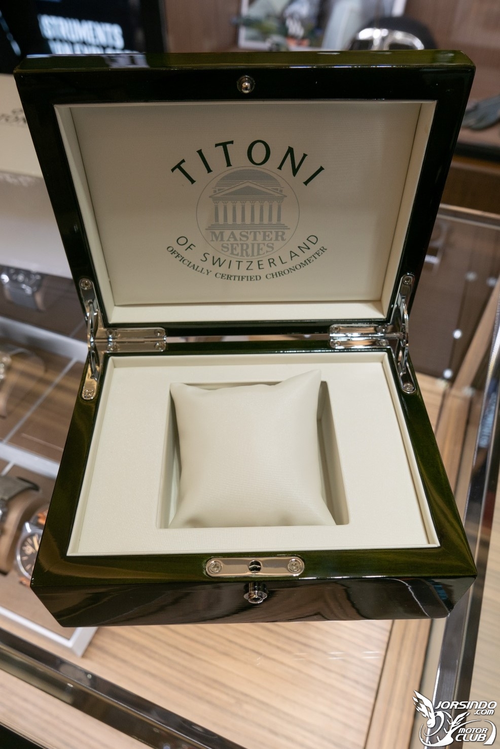 [開箱] 低調成熟Titoni7599|小老婆汽機車資訊網