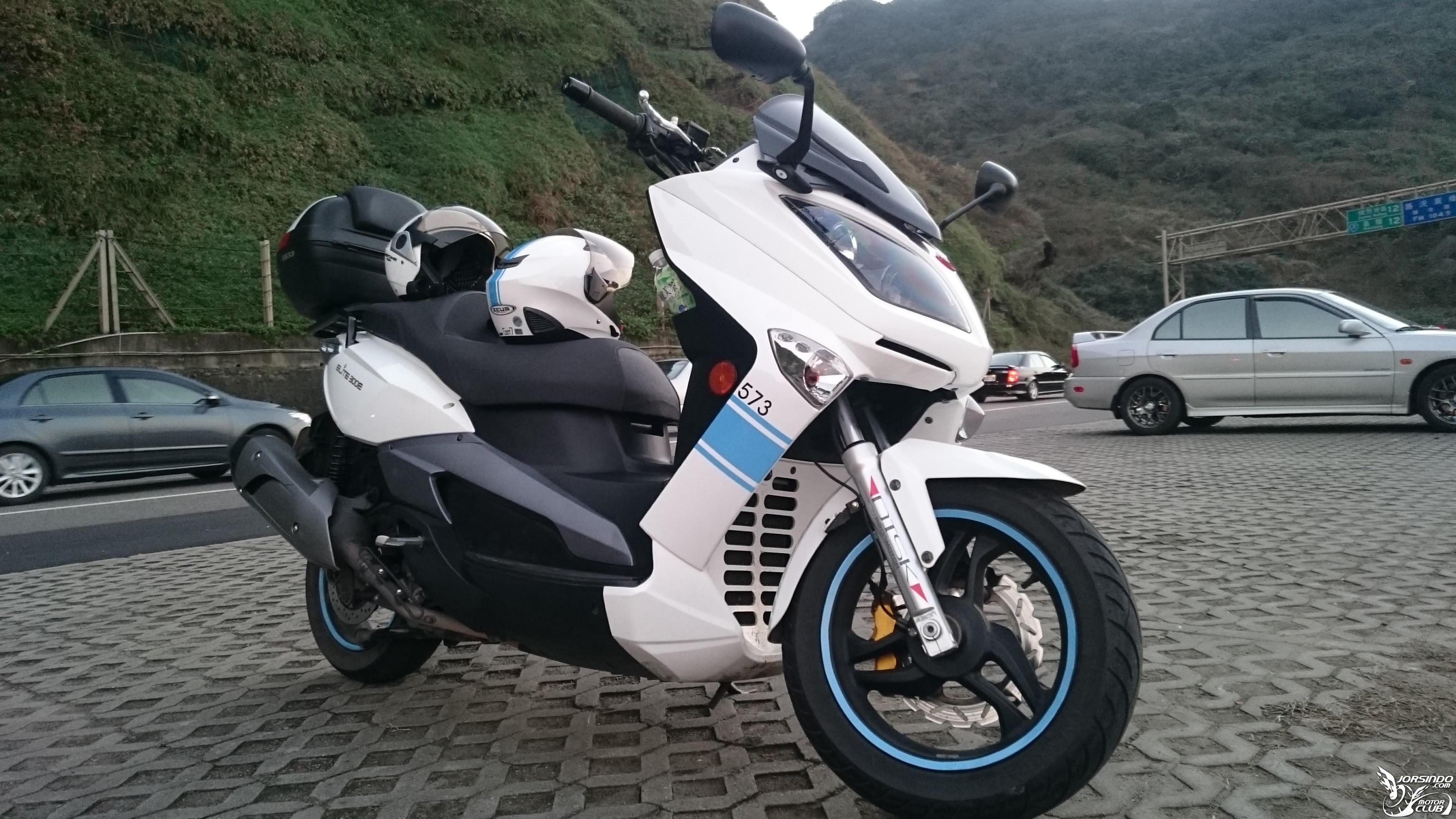 走跳人生 II ~ 再見惹~便當一號~! Elite 300E7864|小老婆汽機車資訊網