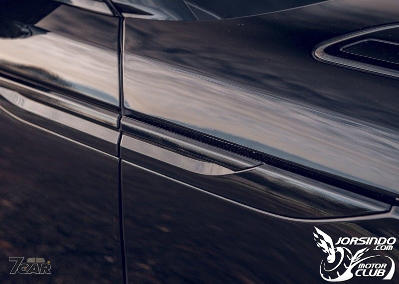 Land Rover Range Rover Velar R-Dynamic Black Limited Edition 限量 500 輛...9304|小老婆汽機車資訊網