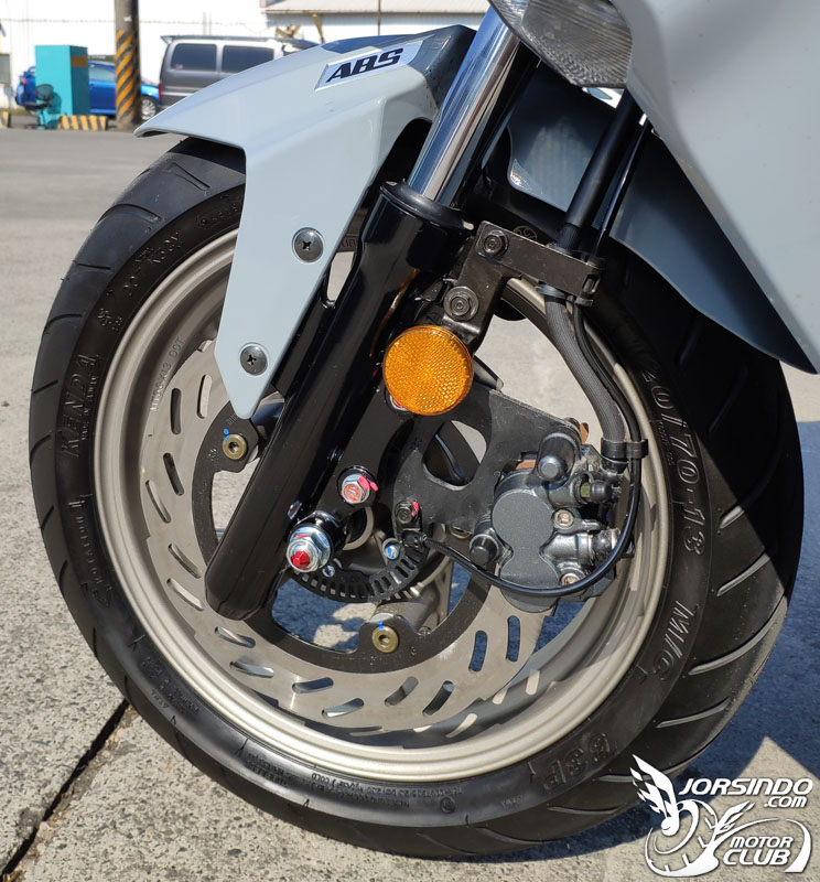 小灰龍SYM DRG BT 158開箱1650|小老婆汽機車資訊網