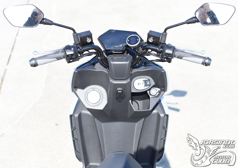 小灰龍SYM DRG BT 158開箱8707|小老婆汽機車資訊網
