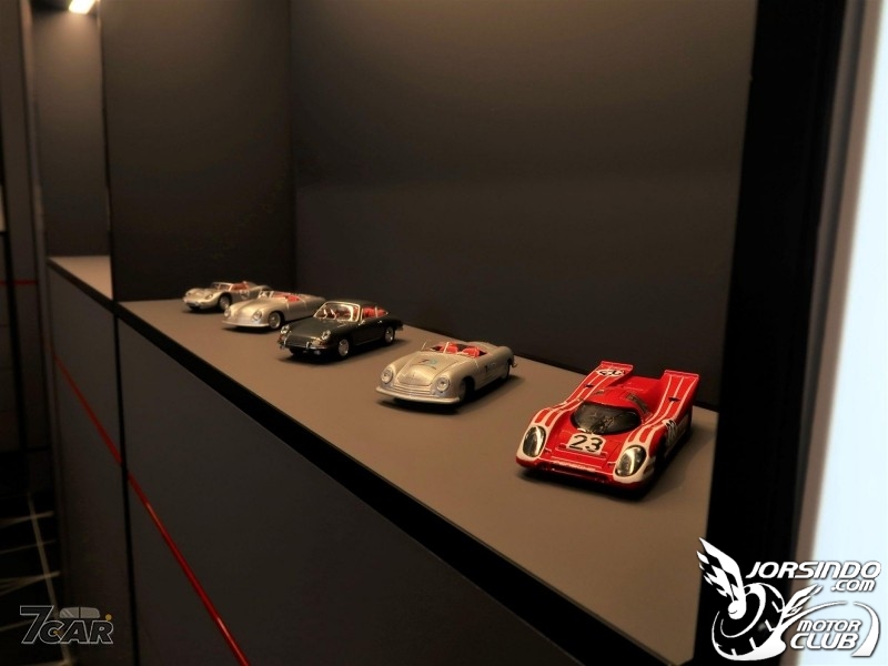 全台首家 Porshce Studio 桃園登場 Porsche 935 與 919 Hybrid 限期展出495|Porshce,Studio小老婆汽機車資訊網