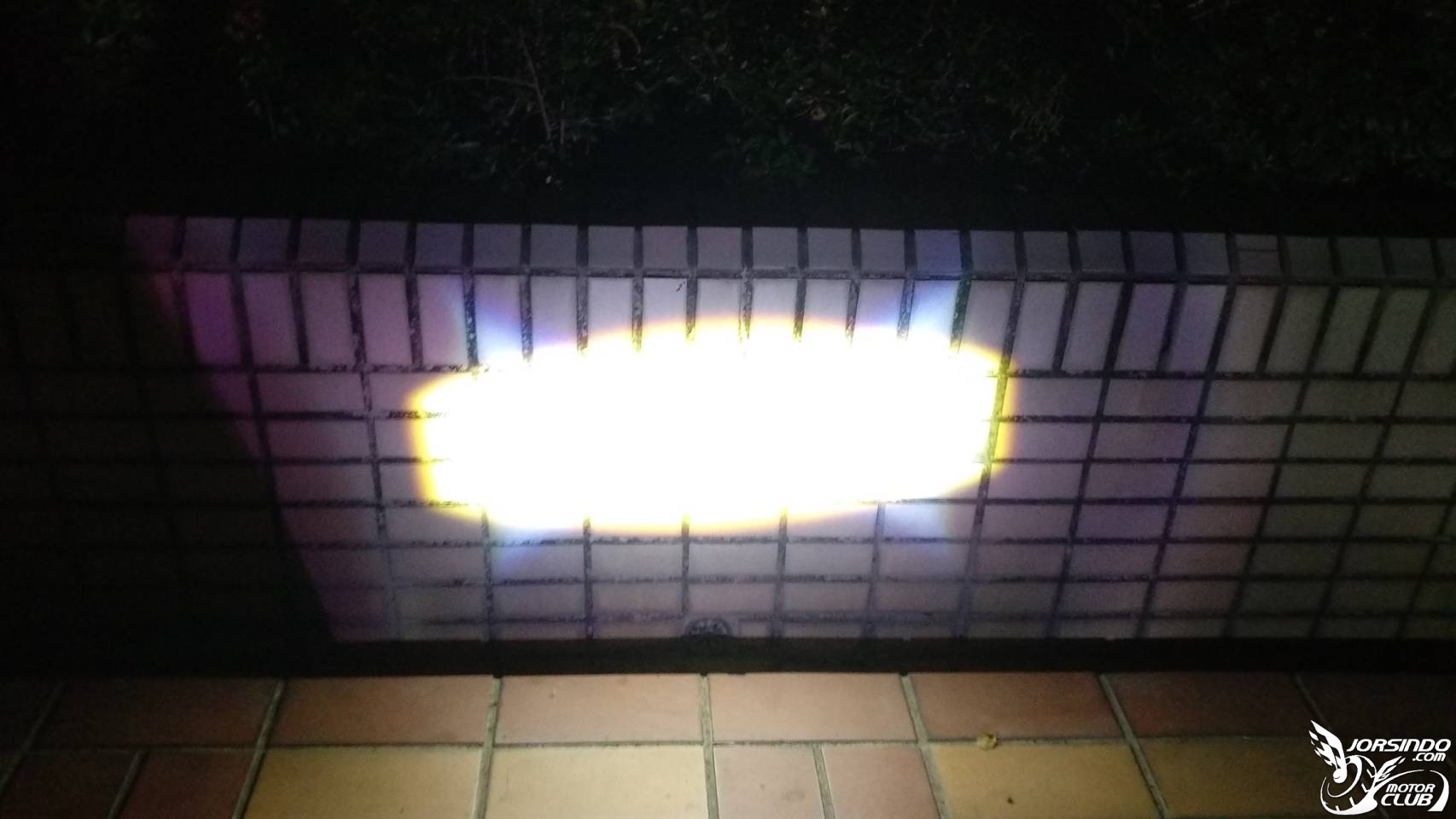 卡西堤外掛式魚眼霧燈-開箱文 直上高手機車5884|小老婆汽機車資訊網