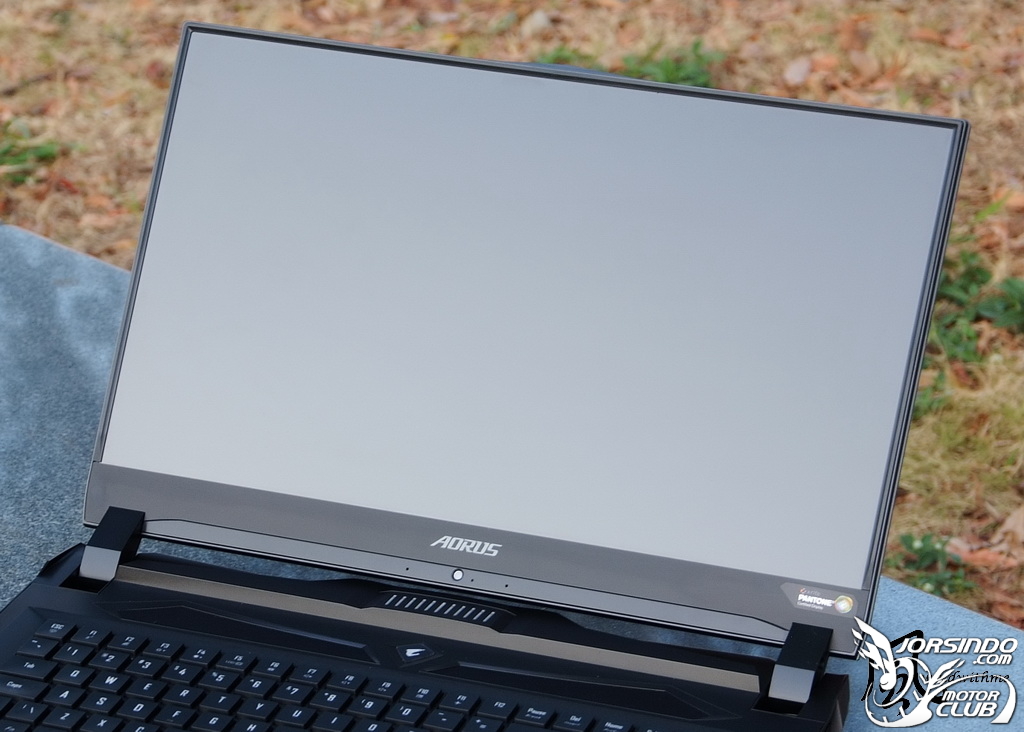 機械式鍵盤與極窄邊框螢幕 - 技嘉 AORUS 17高階電競筆電解析577|小老婆汽機車資訊網