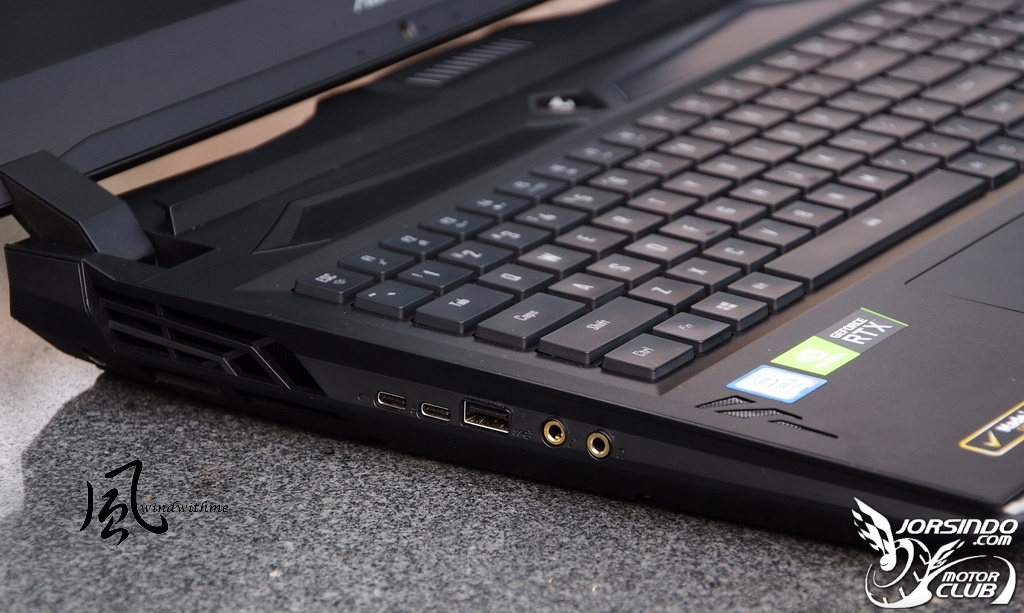機械式鍵盤與極窄邊框螢幕 - 技嘉 AORUS 17高階電競筆電解析13|小老婆汽機車資訊網