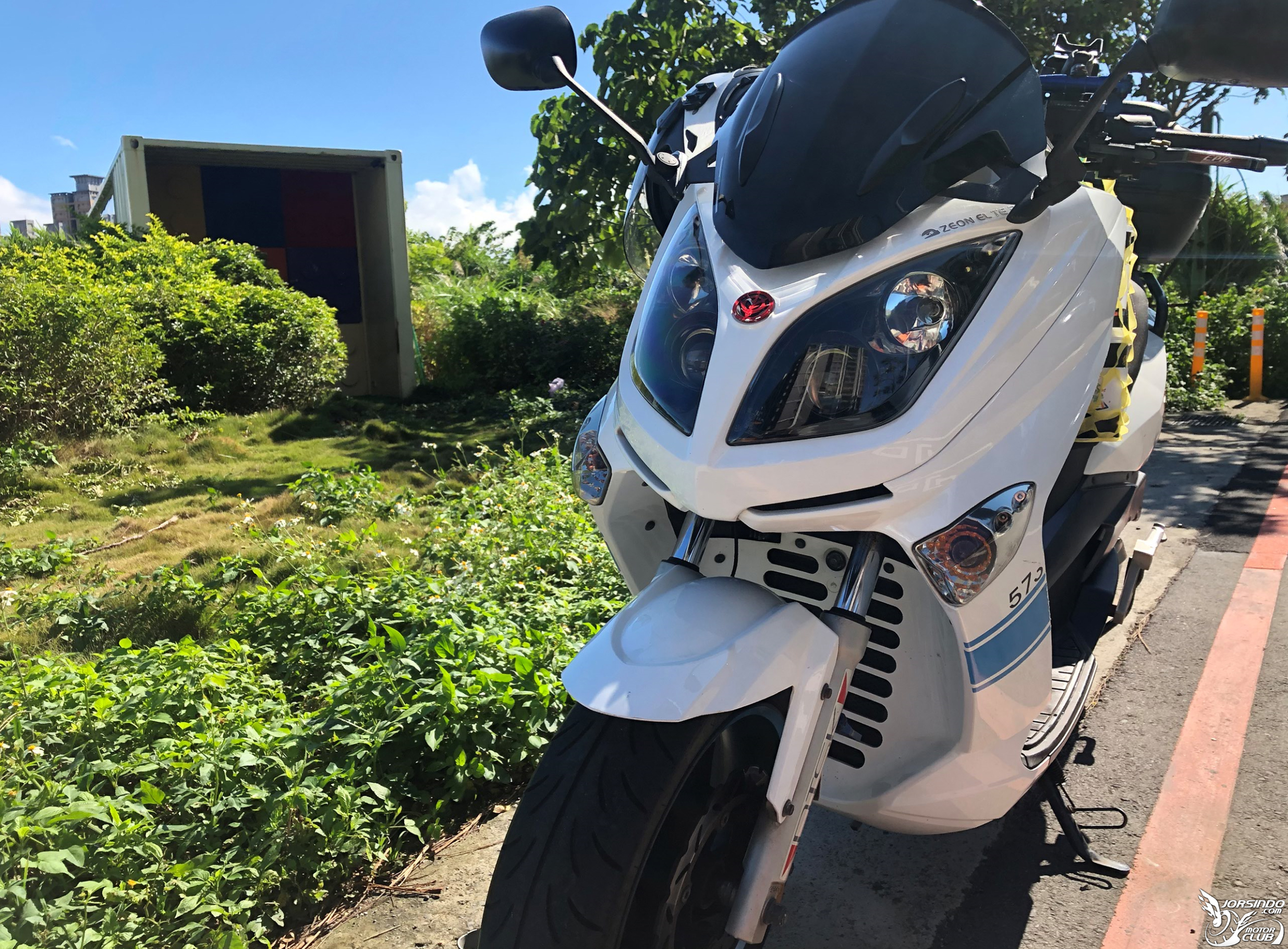 走跳人生 II ~ 再見惹~便當一號~! Elite 300E5072|小老婆汽機車資訊網