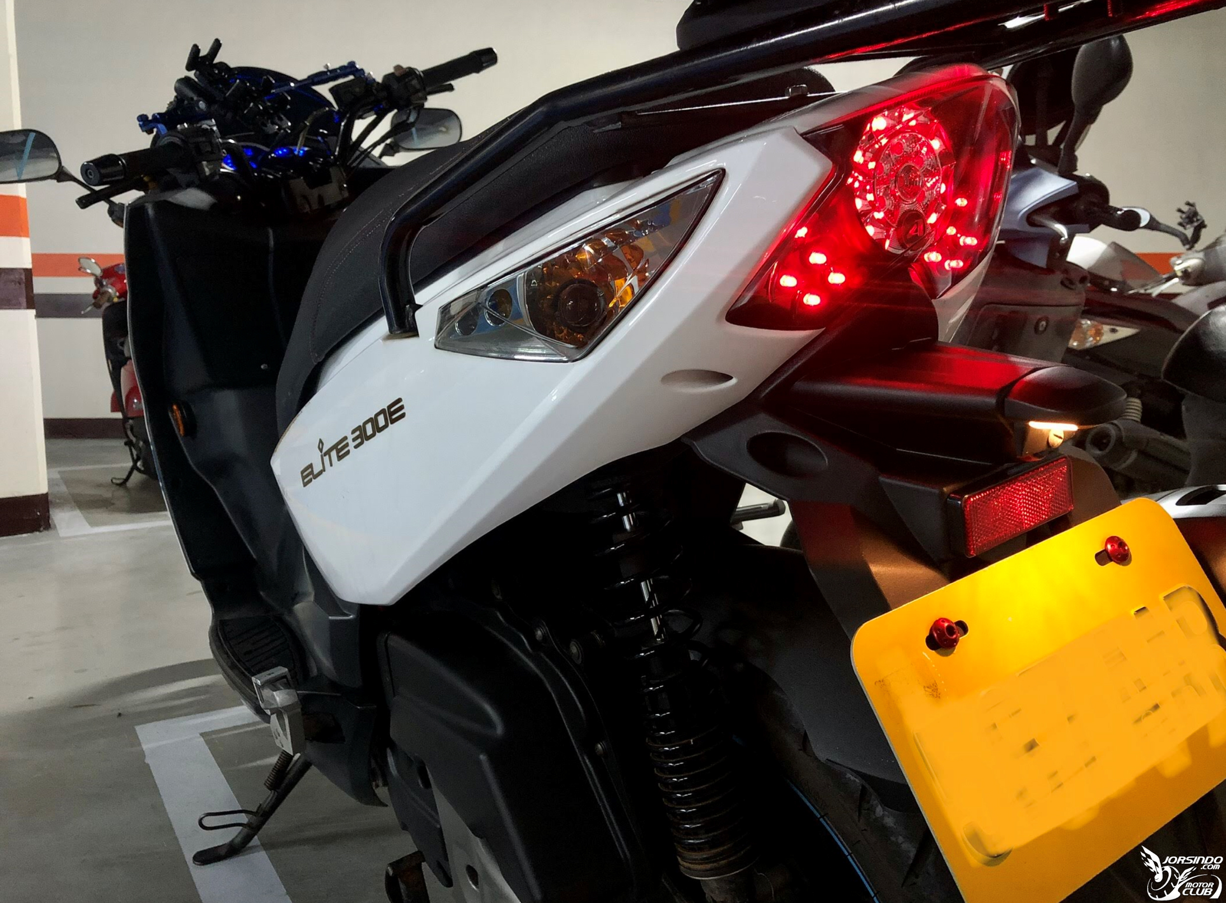 走跳人生 II ~ 再見惹~便當一號~! Elite 300E3811|小老婆汽機車資訊網