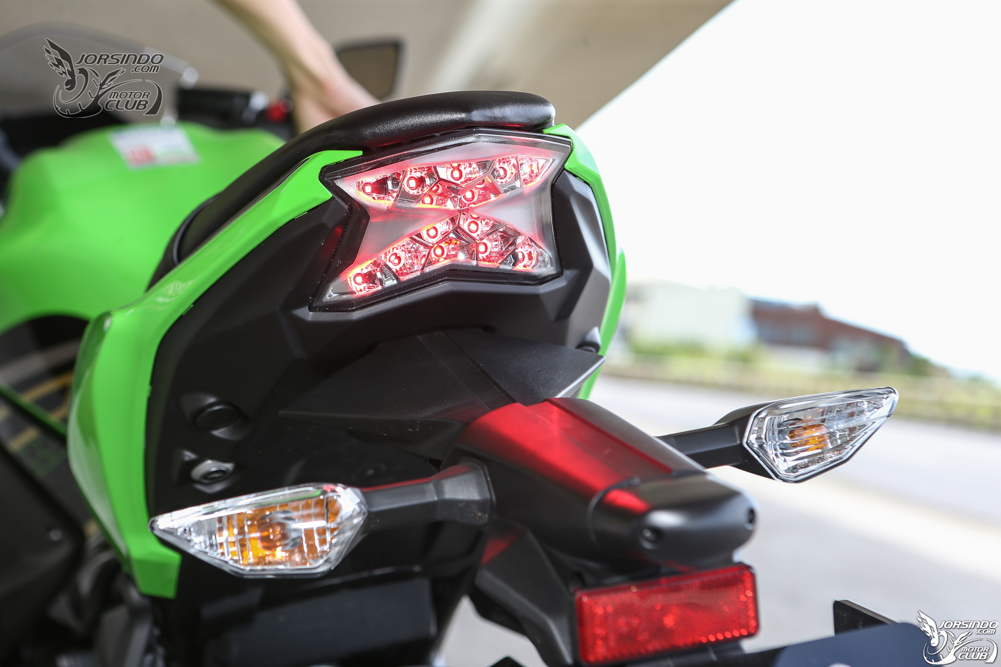 2020 KAWASAKI NINJA 650 介紹與試乘心得！能文能武的都會忍者1886|2020,kawasaki,ninja,650,試乘小老婆汽機車資訊網