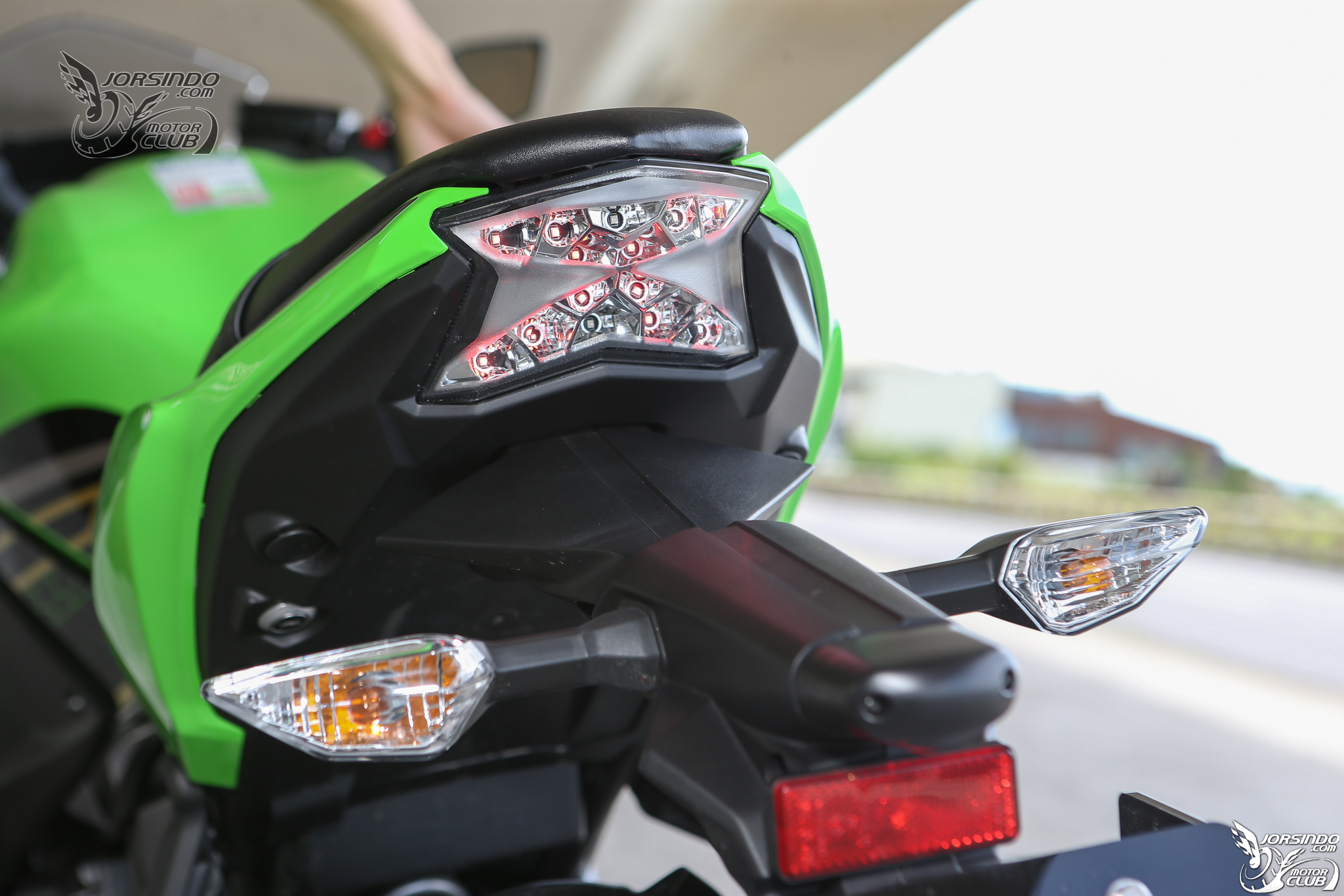2020 KAWASAKI NINJA 650 介紹與試乘心得！能文能武的都會忍者8189|2020,kawasaki,ninja,650,試乘小老婆汽機車資訊網