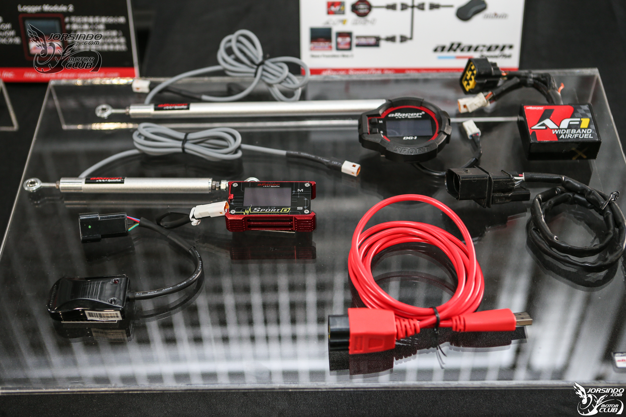 aRacer RC SUPER2 四缸引擎對應 ECU，R6也能唱生日快樂歌7704|小老婆汽機車資訊網