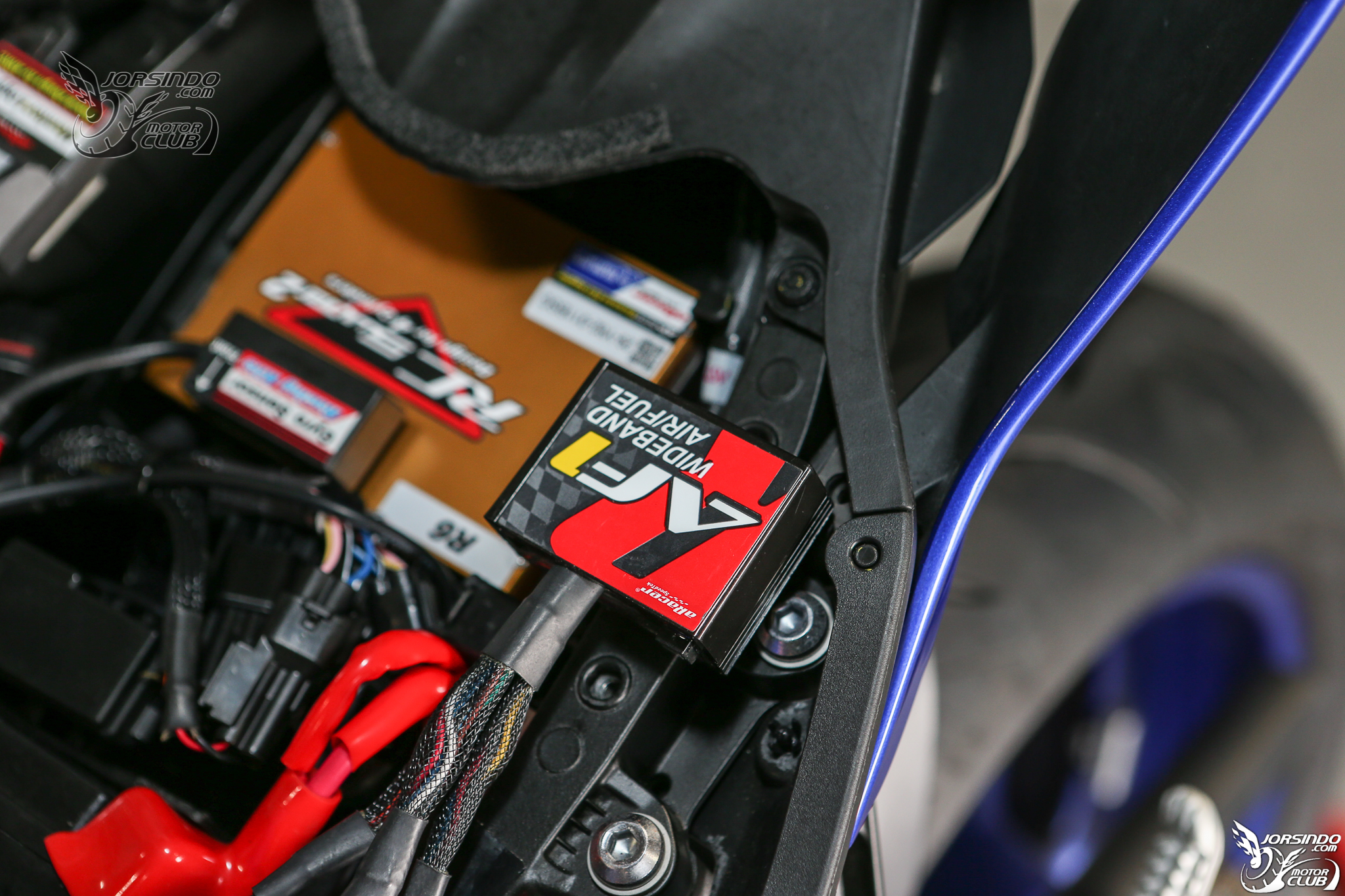 aRacer RC SUPER2 四缸引擎對應 ECU，R6也能唱生日快樂歌9109|小老婆汽機車資訊網