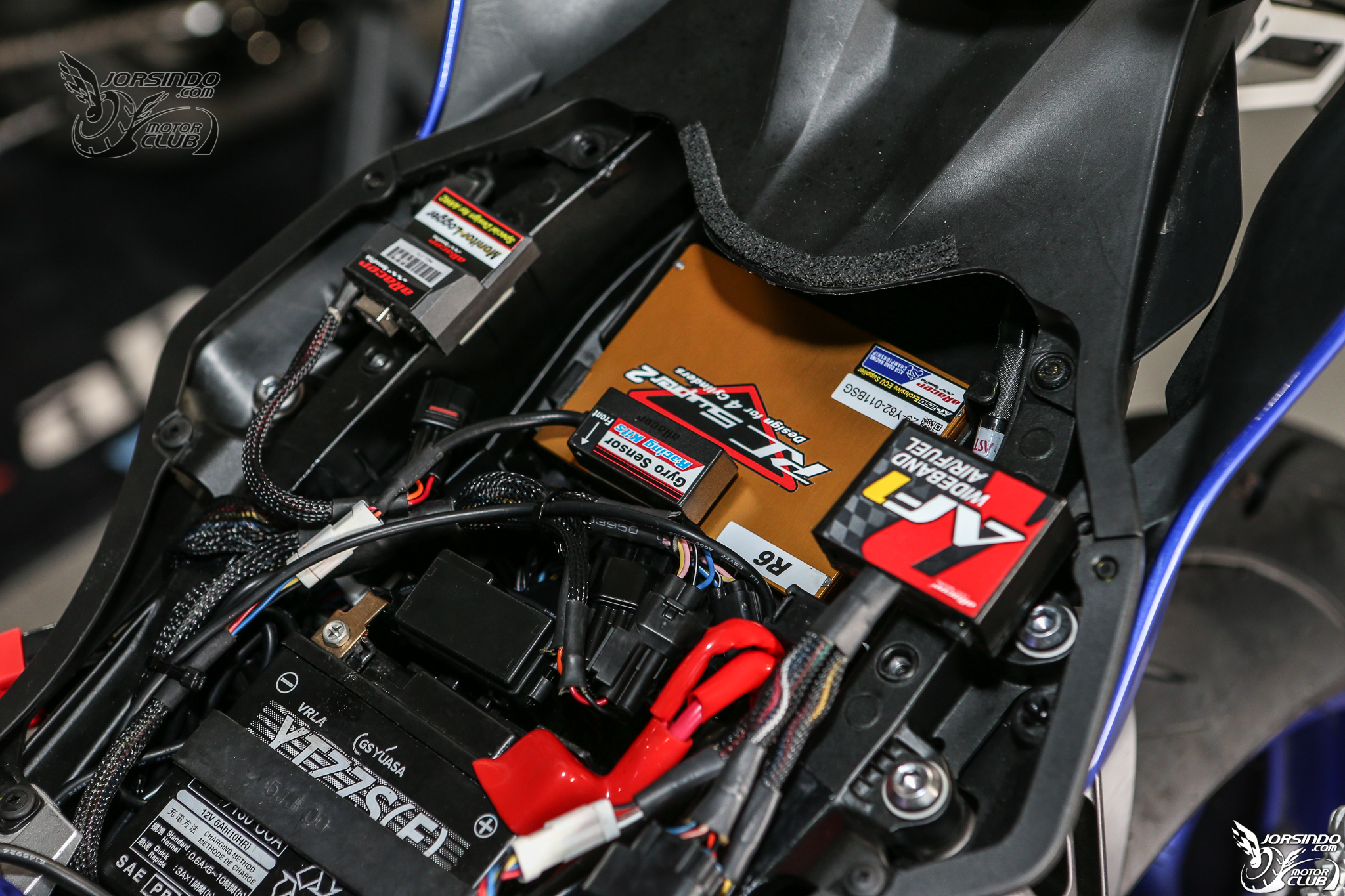 aRacer RC SUPER2 四缸引擎對應 ECU，R6也能唱生日快樂歌4838|小老婆汽機車資訊網