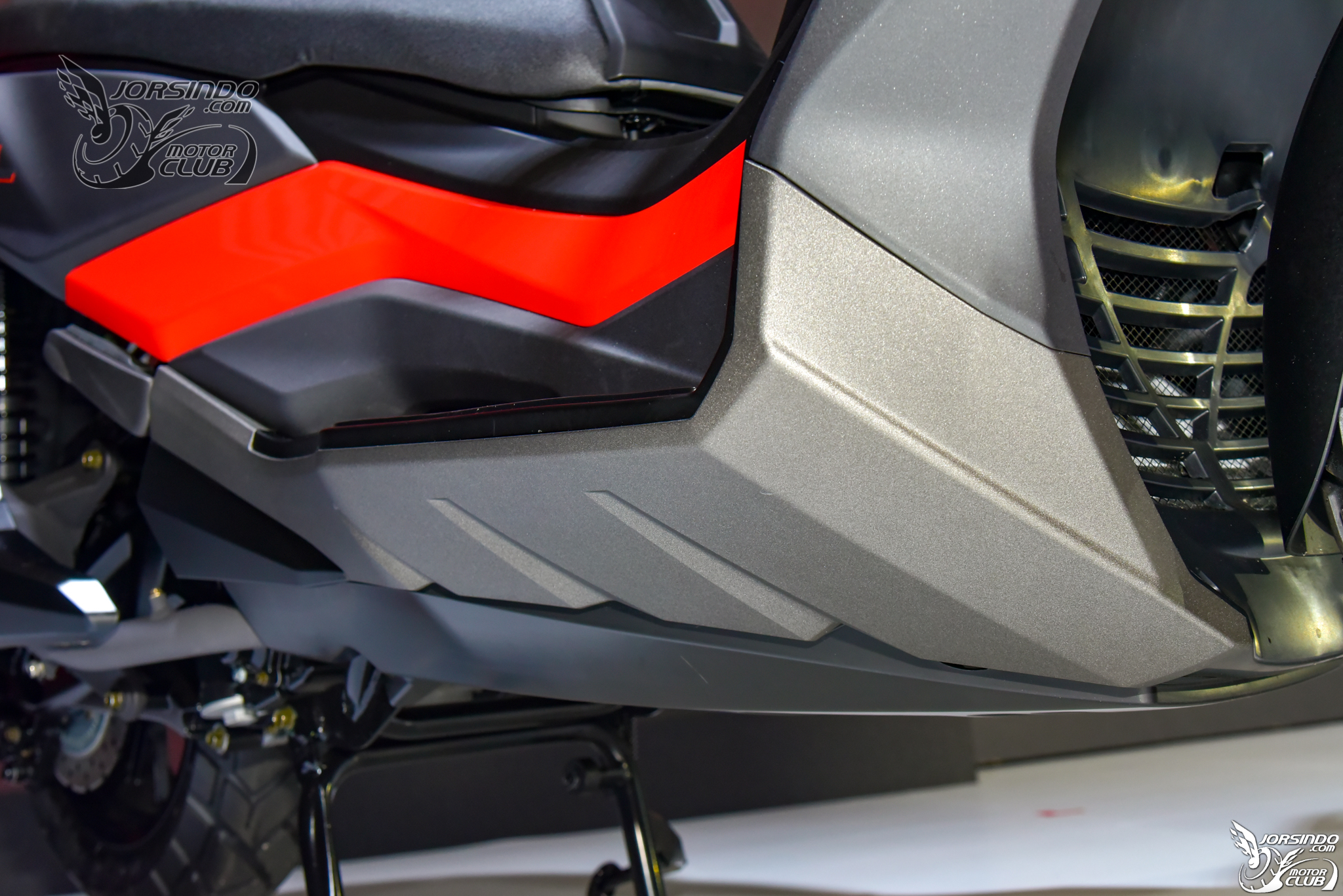KYMCO RevoNex, CV3, F9, DT X360 全新機種發表會!3892|KRV,KYMCO,F9電動機車,CV3小老婆汽機車資訊網