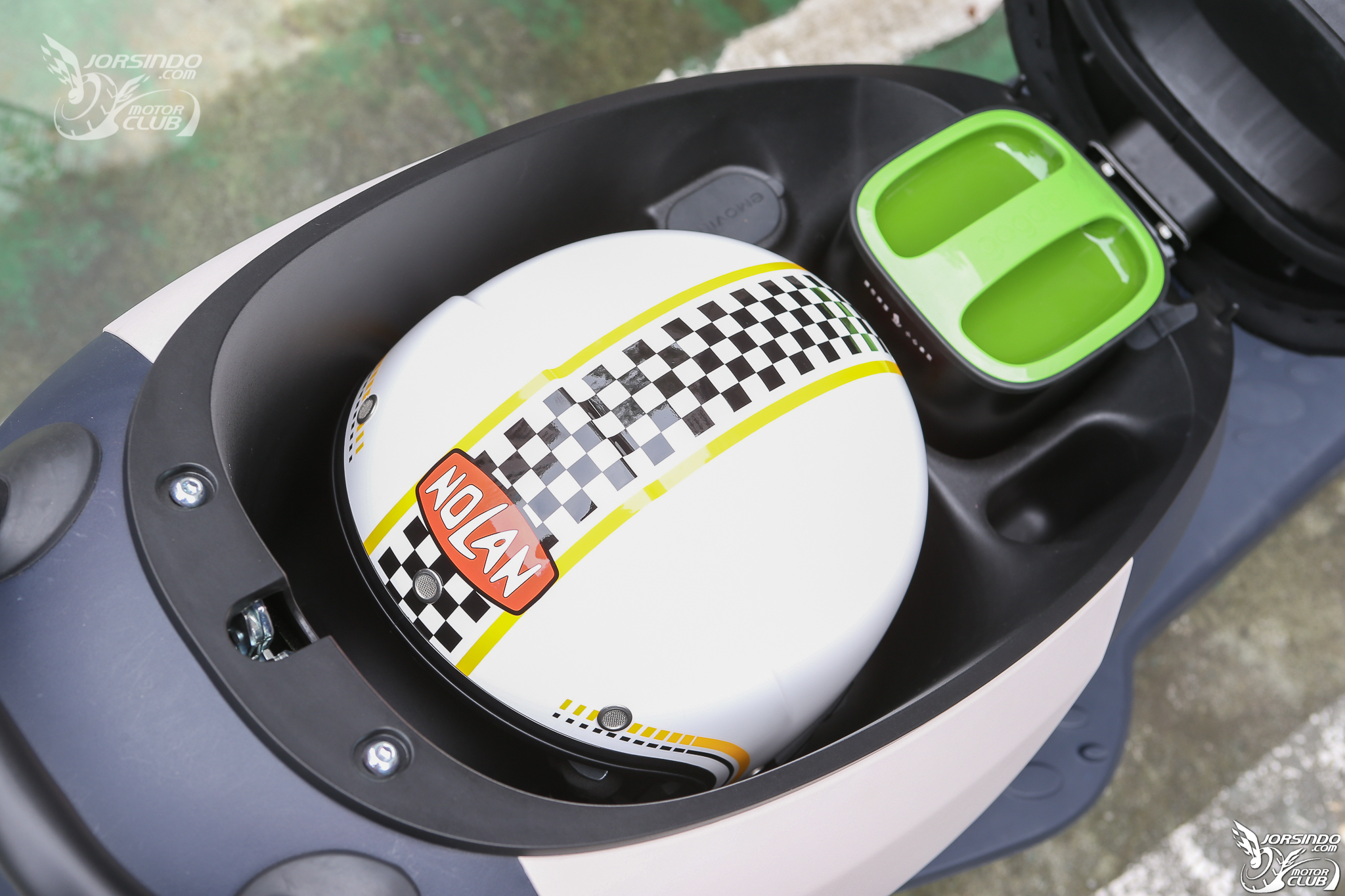 eMOVING 聯手 Gogoro！綠牌小車 EZ1 x 小資女阿娟的一天8705|小老婆汽機車資訊網