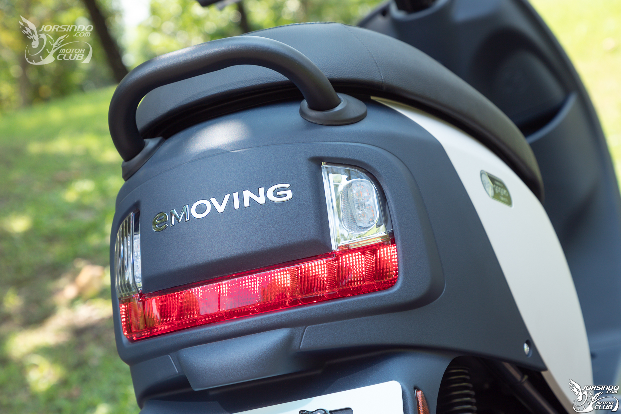 eMOVING 聯手 Gogoro！綠牌小車 EZ1 x 小資女阿娟的一天3026|小老婆汽機車資訊網