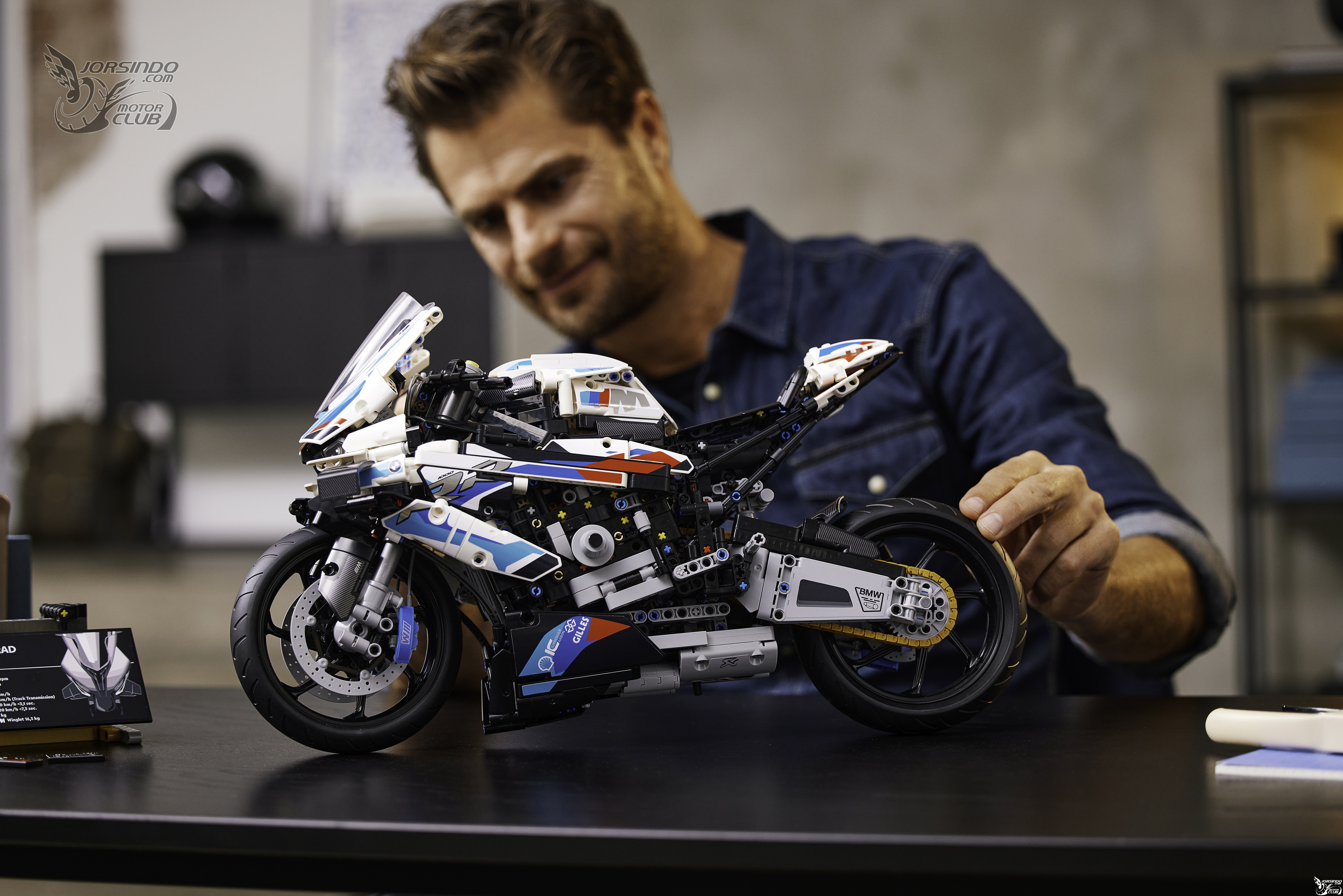 聖誕禮物就你了！BMW 與 LEGO 推出 M1000RR 組合積木1254|bmw,m1000rr,lego,christmas,2022小老婆汽機車資訊網