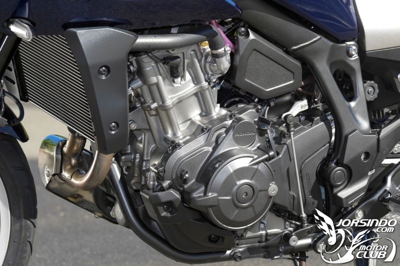【編輯長專欄】試乘報告HONDA・HAWK117789|小老婆汽機車資訊網