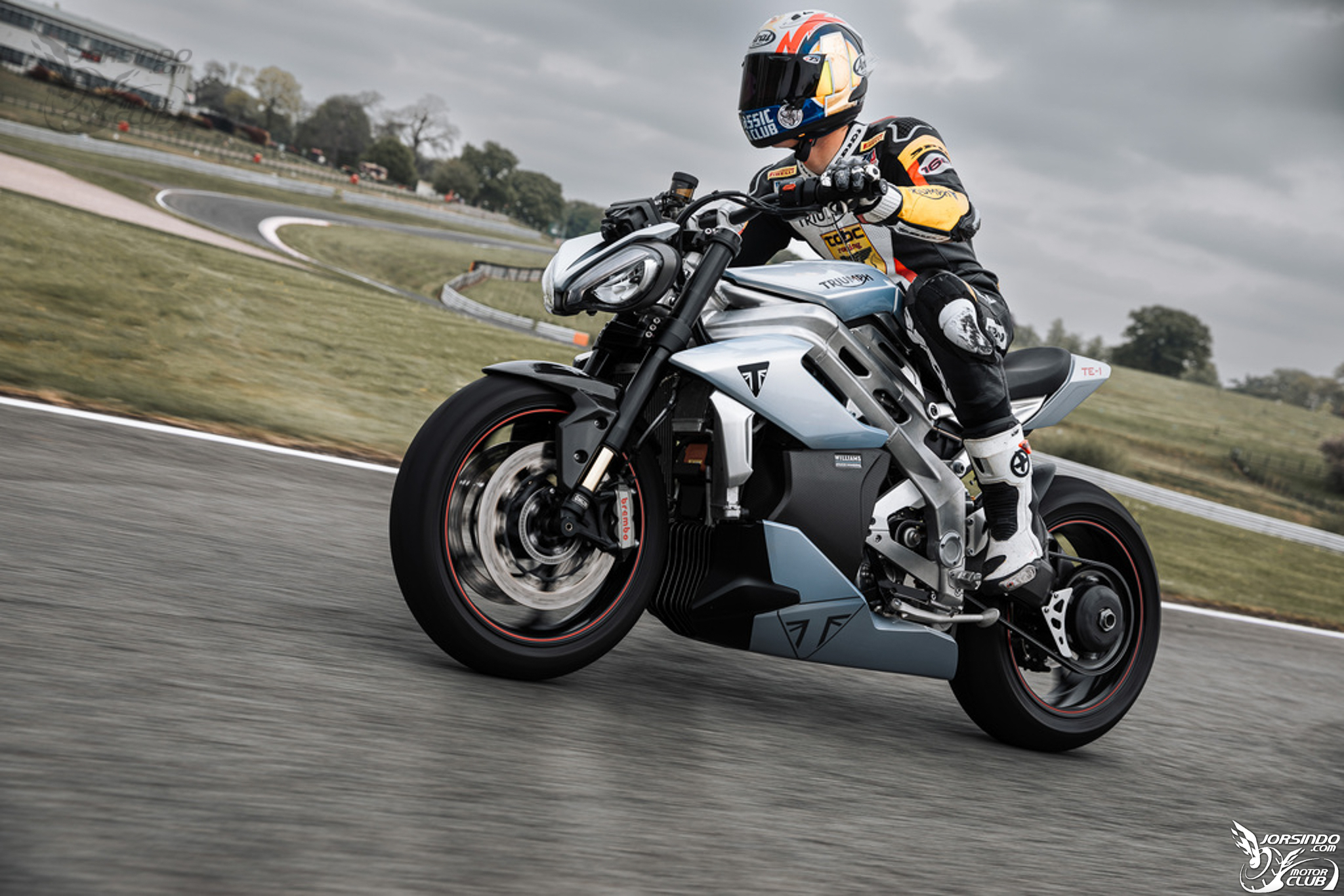 電動版 Speed Triple！Triumph TE-1 計劃成功！原型車完整揭露1453|triumph,te1,電動重機,speedtriple,energica小老婆汽機車資訊網