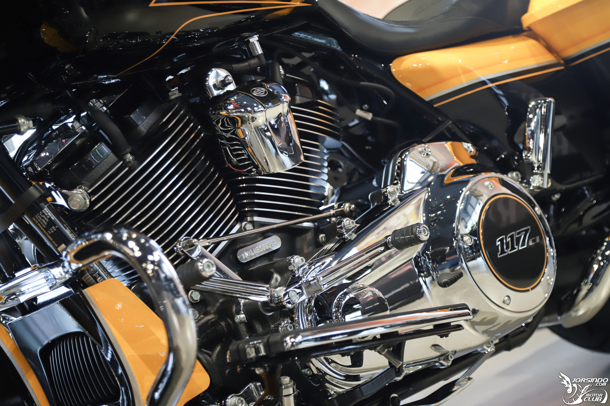 哈雷 Milwaukee-Eight 117 引擎車系新車鑑賞！近2,000c.c.美式巨獸5341|哈雷,softtail,美式機車,CVO,touring小老婆汽機車資訊網