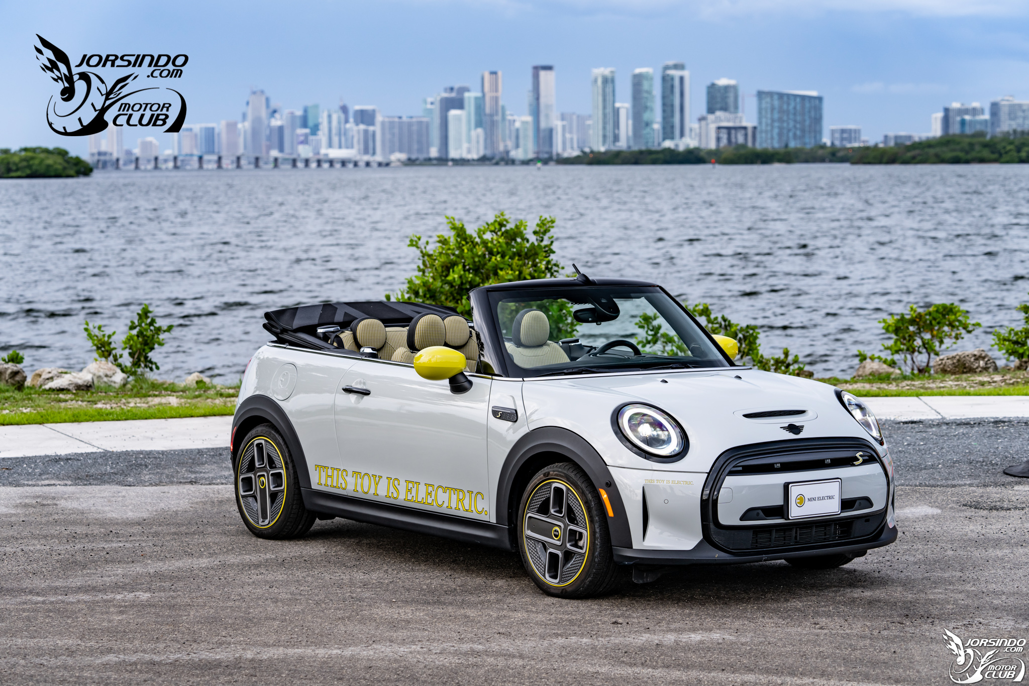 上空四座+純電動力=完美！MINI Cooper SE敞篷概念版登場4049|Mini,Cooper SE,Cooper SE Covertible,Mini Electric小老婆汽機車資訊網