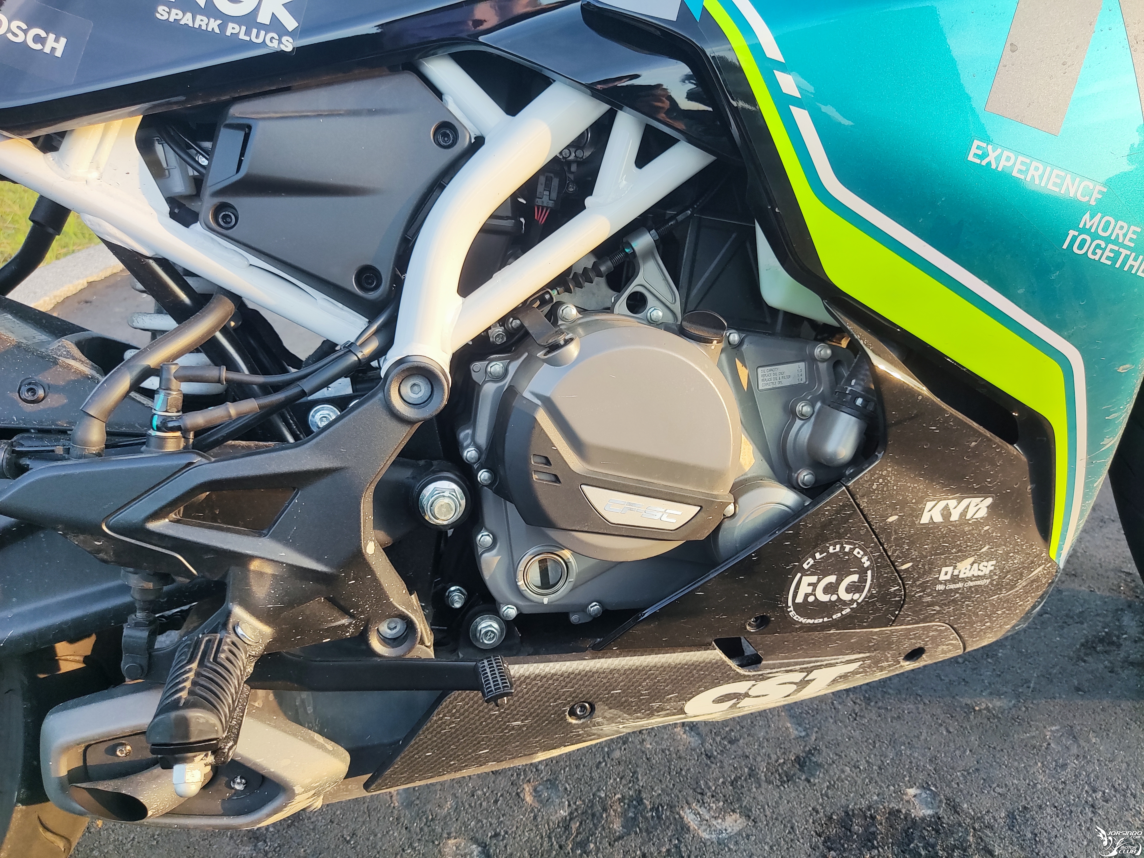 2022 CFMOTO 250SR，賽道玩家PLAY TO WIN1748|小老婆汽機車資訊網