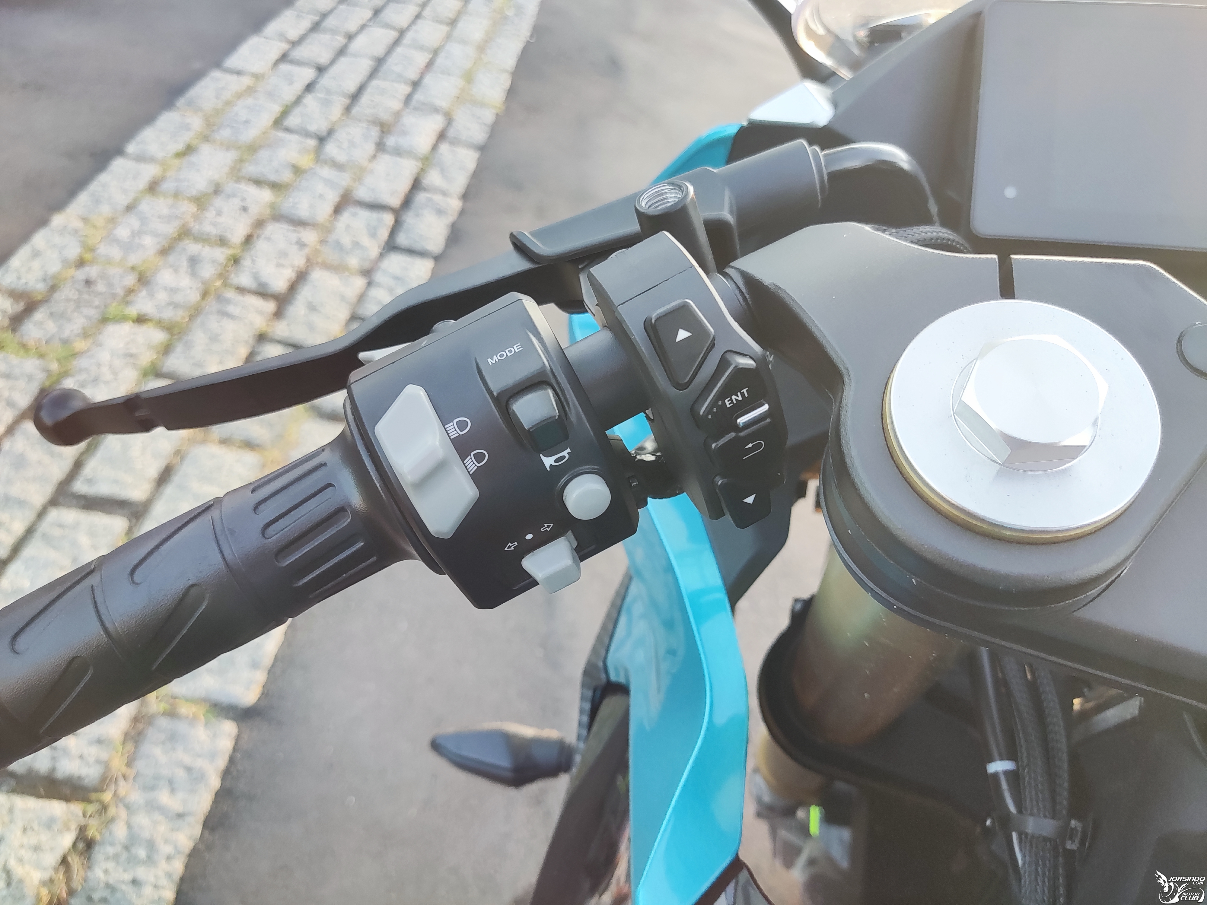 2022 CFMOTO 250SR，賽道玩家PLAY TO WIN9658|小老婆汽機車資訊網