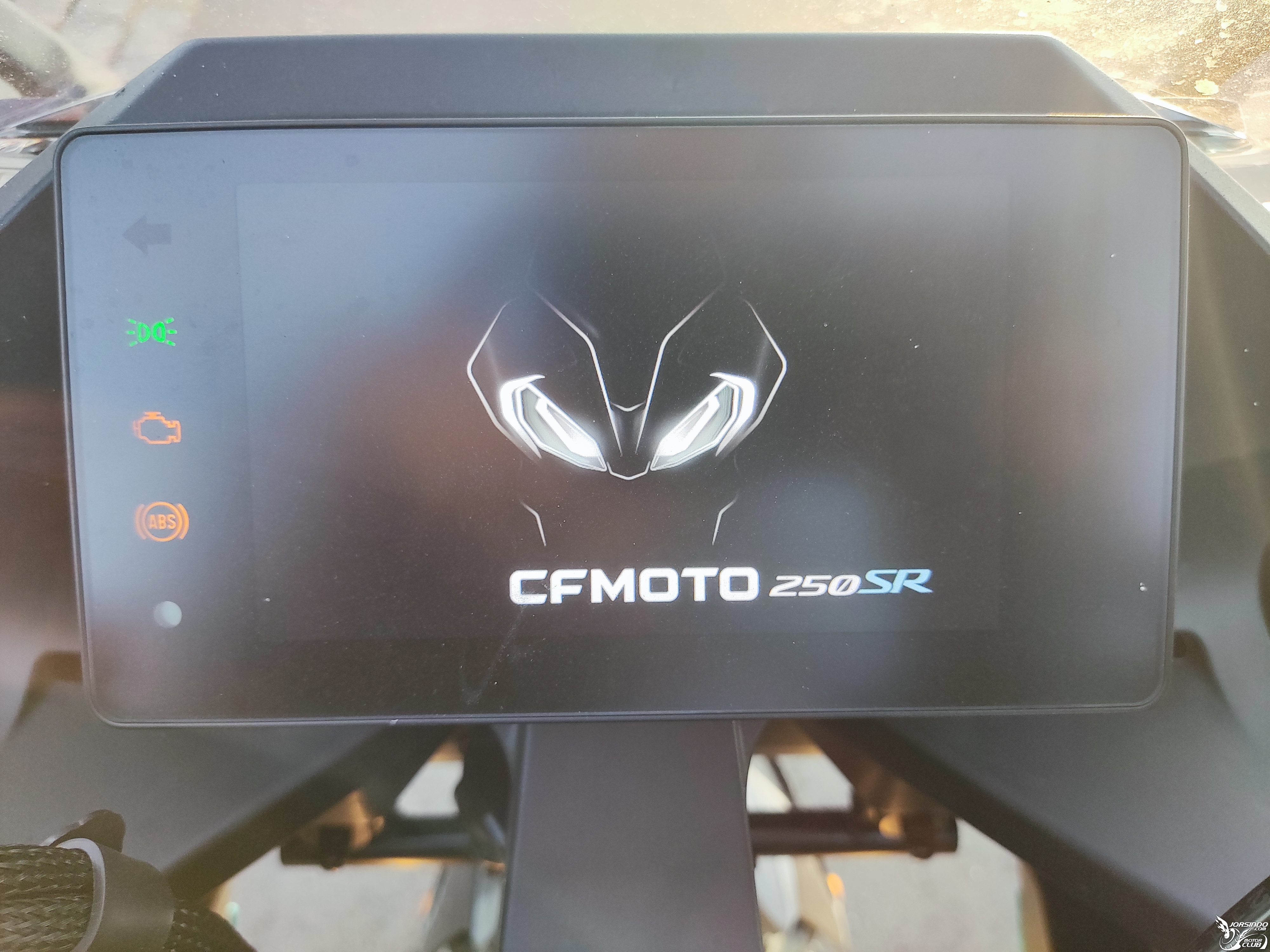 2022 CFMOTO 250SR，賽道玩家PLAY TO WIN1549|小老婆汽機車資訊網