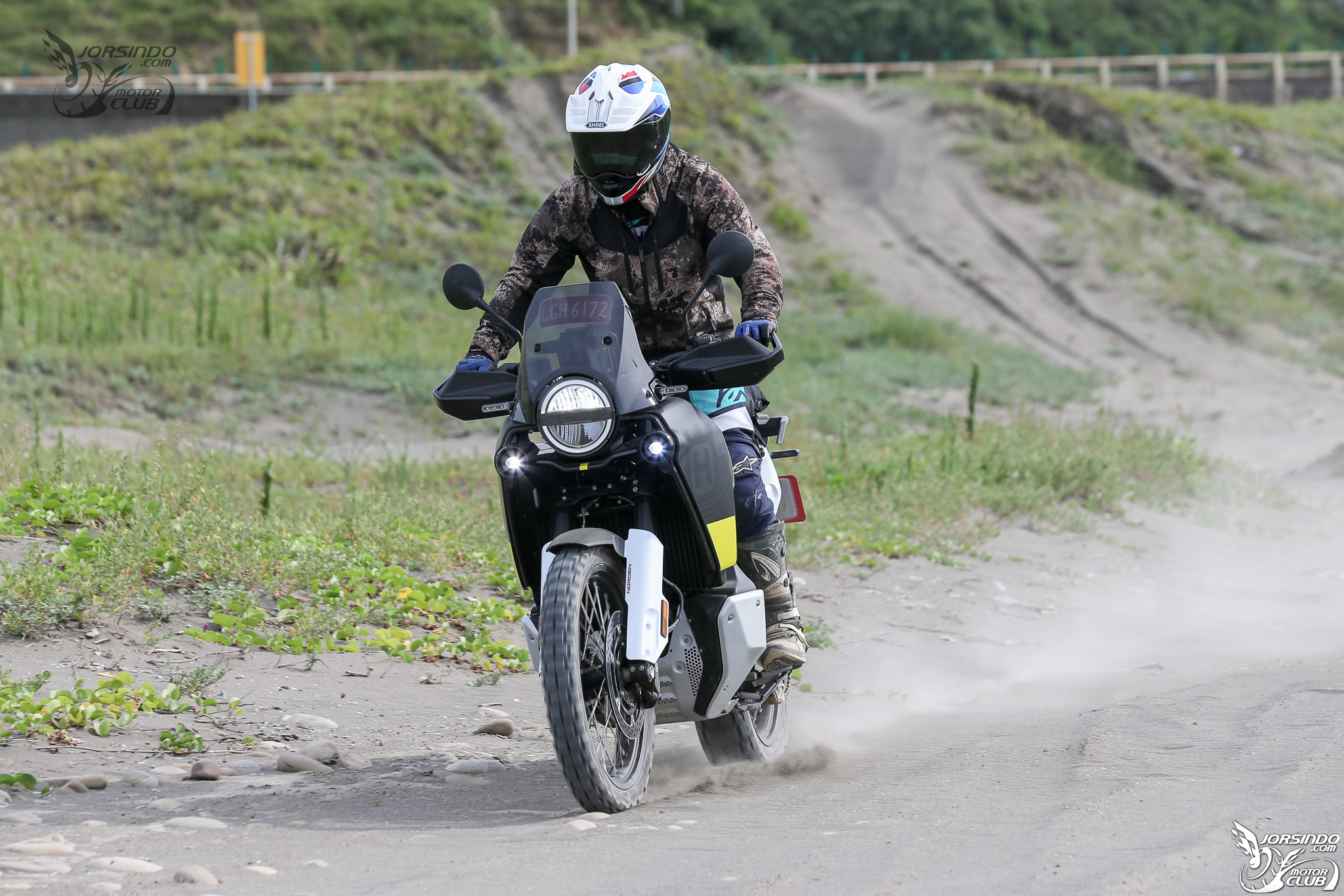 Husqvanra Norden 901 試駕！電控滿載的北歐探險家9396|husqvarna,901,norden,adv,ktm小老婆汽機車資訊網