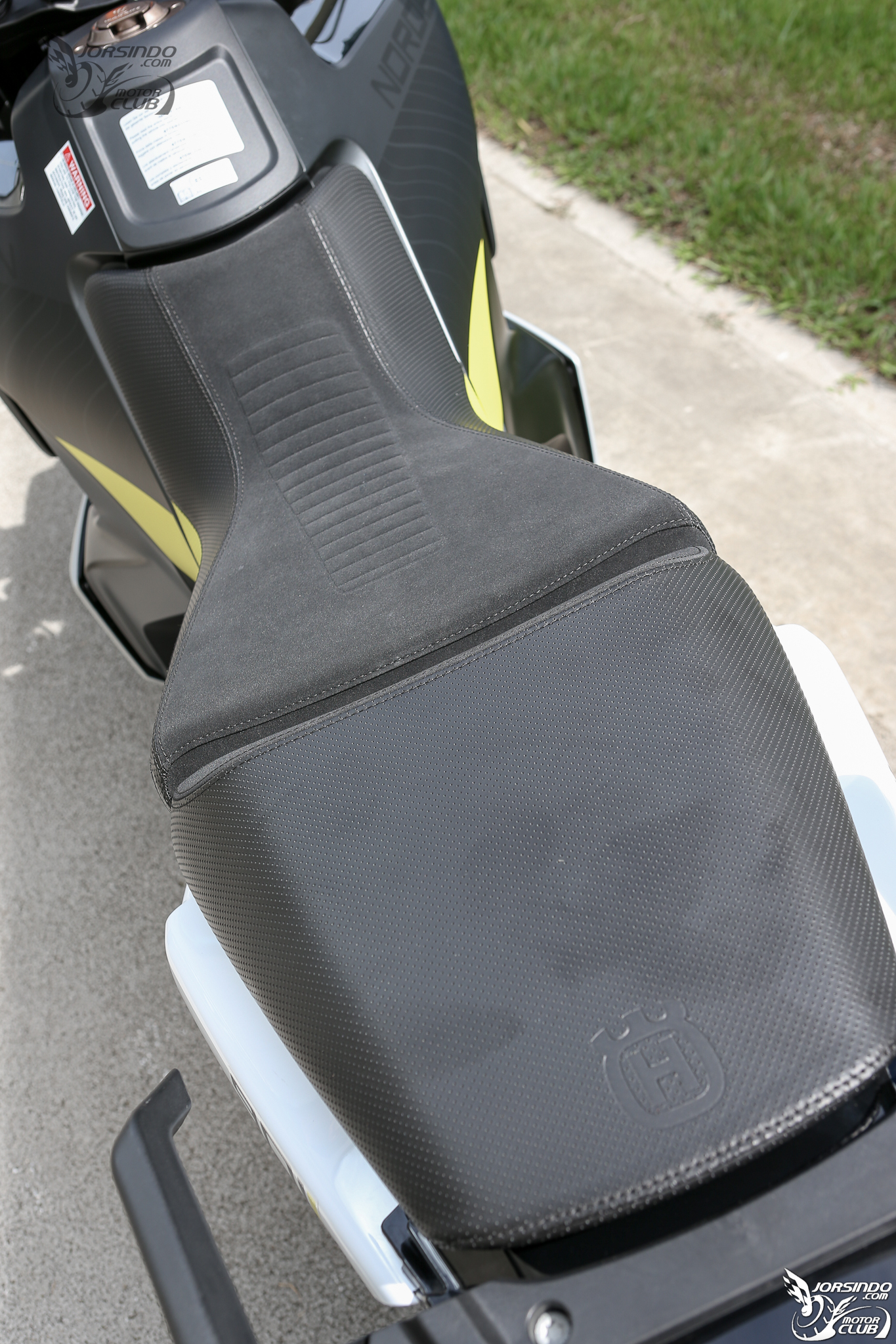 Husqvanra Norden 901 試駕！電控滿載的北歐探險家2720|husqvarna,901,norden,adv,ktm小老婆汽機車資訊網