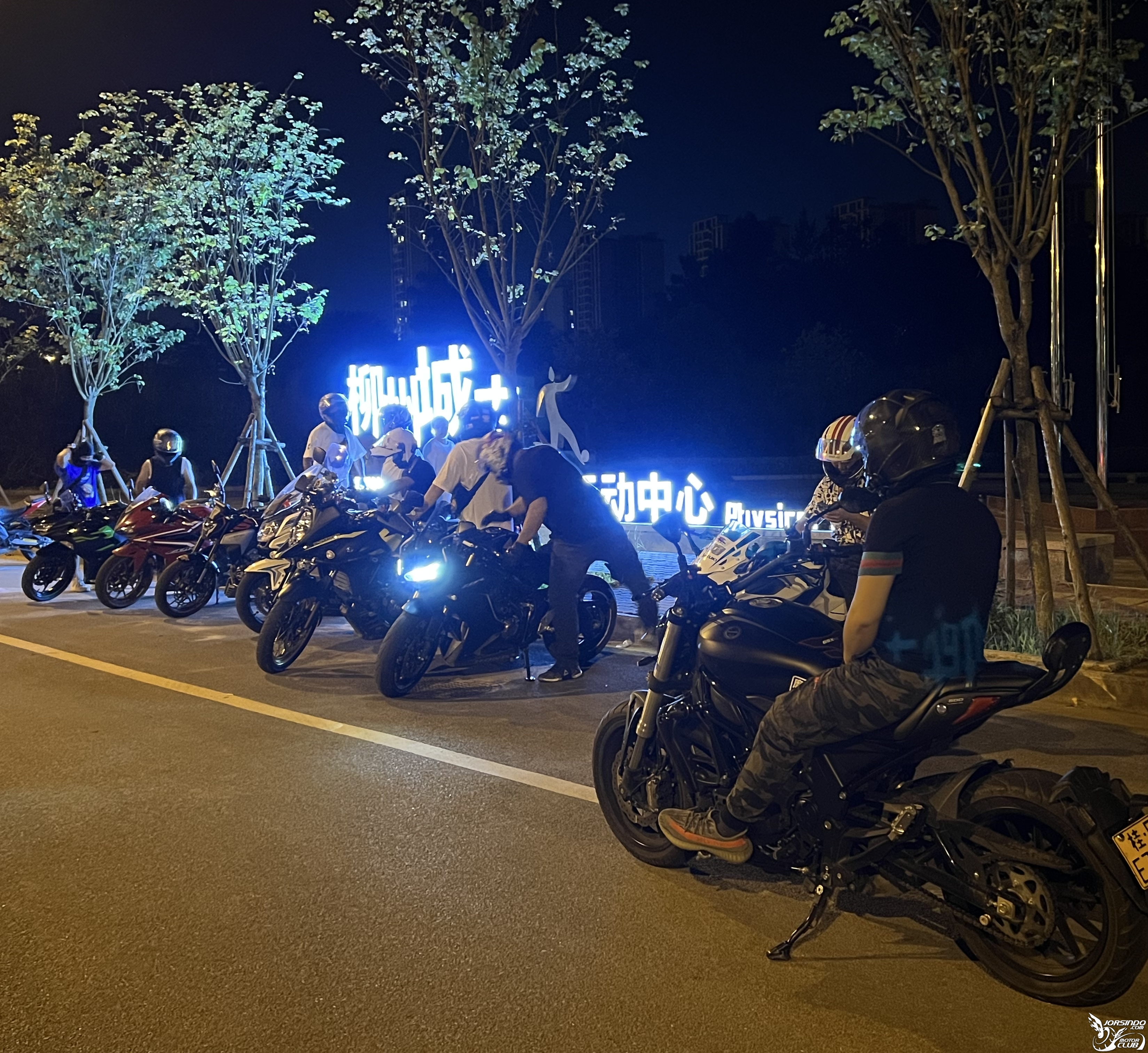 限摩城市出來組隊夜騎一次不容易啊1238|小老婆汽機車資訊網