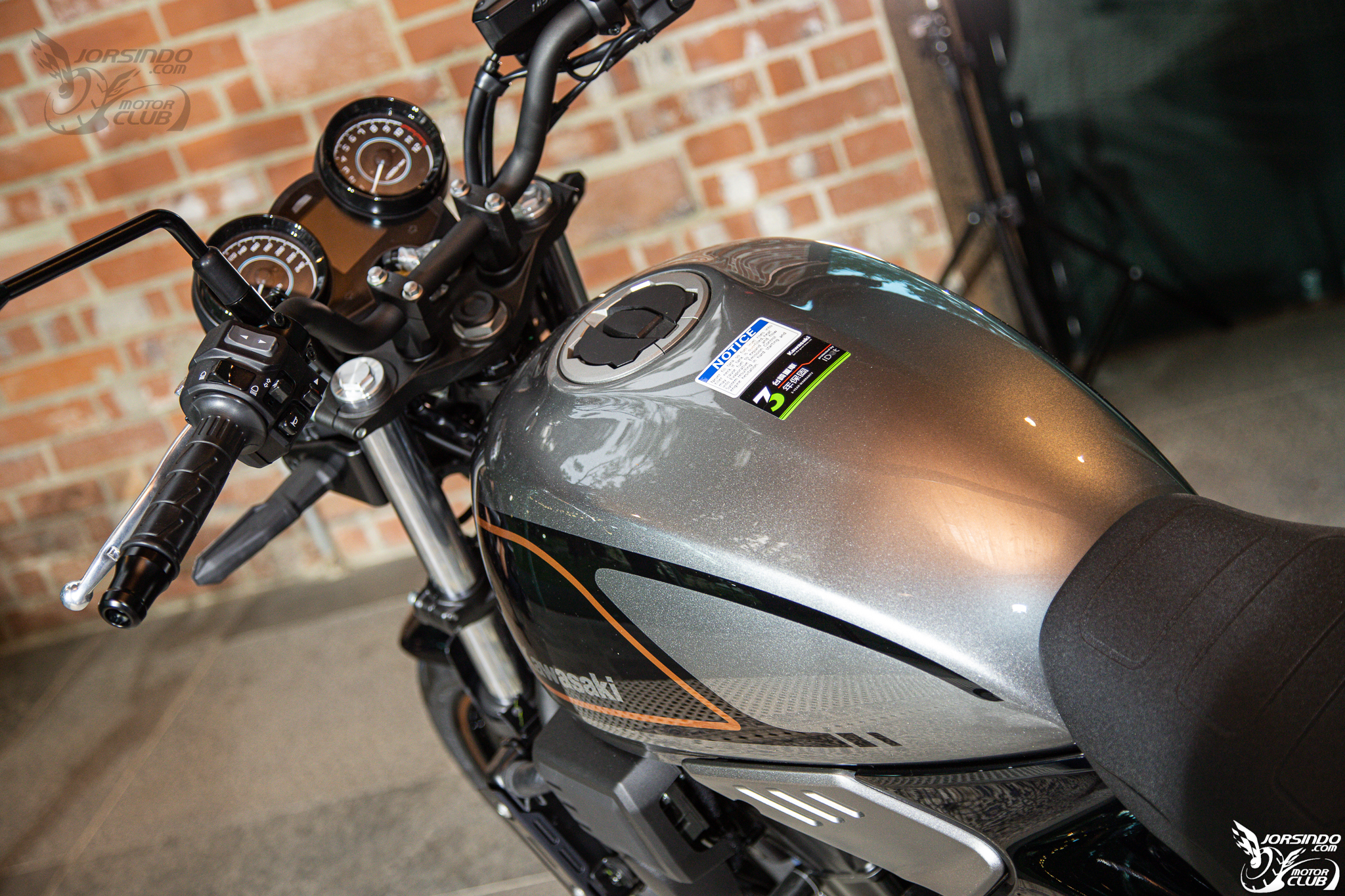 38.6萬！KAWASAKI Z650RS發表 同場加映Z族50週年紀念車款7659|kawasaki,z650rs,z900rs,復古,50th小老婆汽機車資訊網