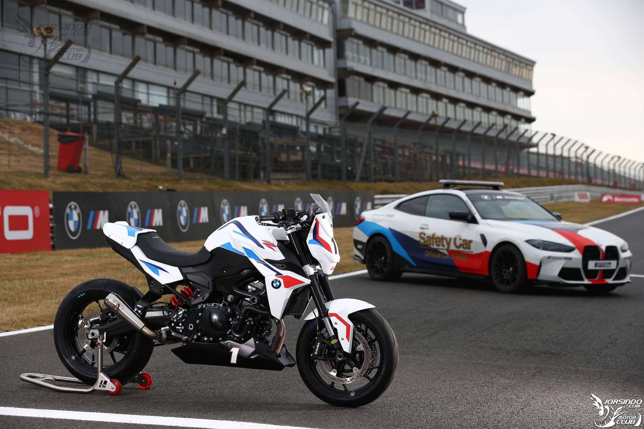 街車也能賽車？BMW 推出 F900R CUP 統一規格賽車7160|bmw,f900r,統規賽,雙缸小老婆汽機車資訊網