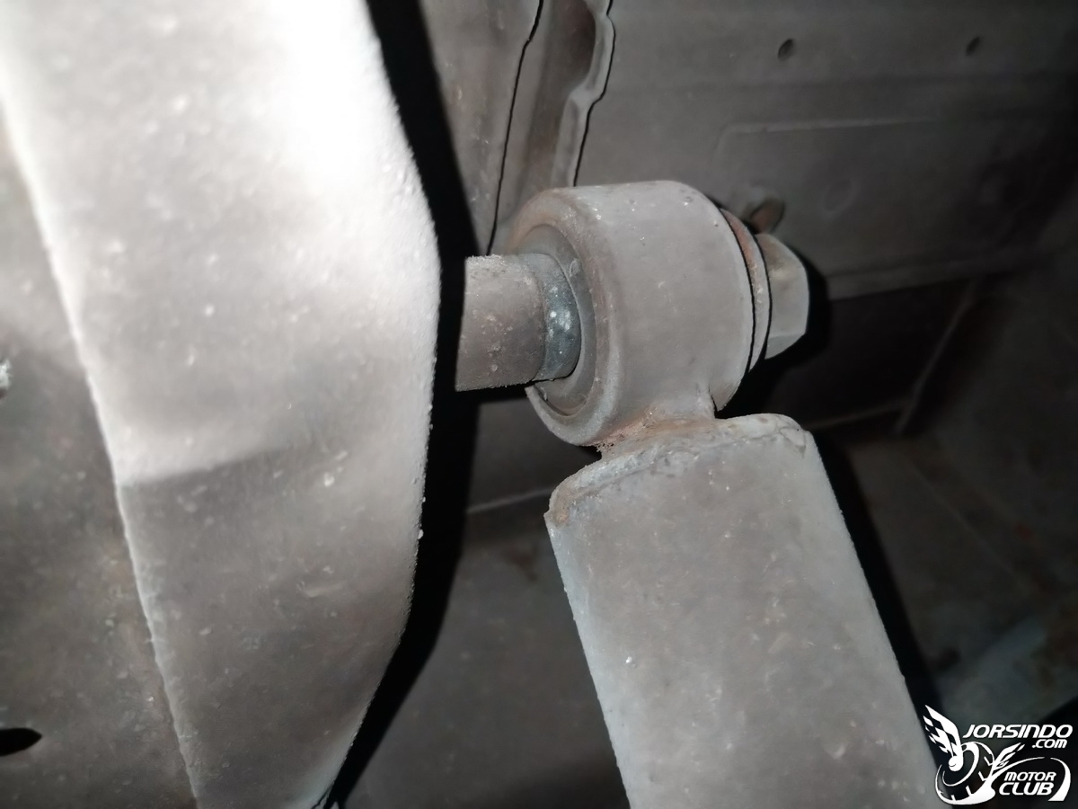 三菱 space gear DIY更換前後避震器、和尚頭及李仔串7089|小老婆汽機車資訊網