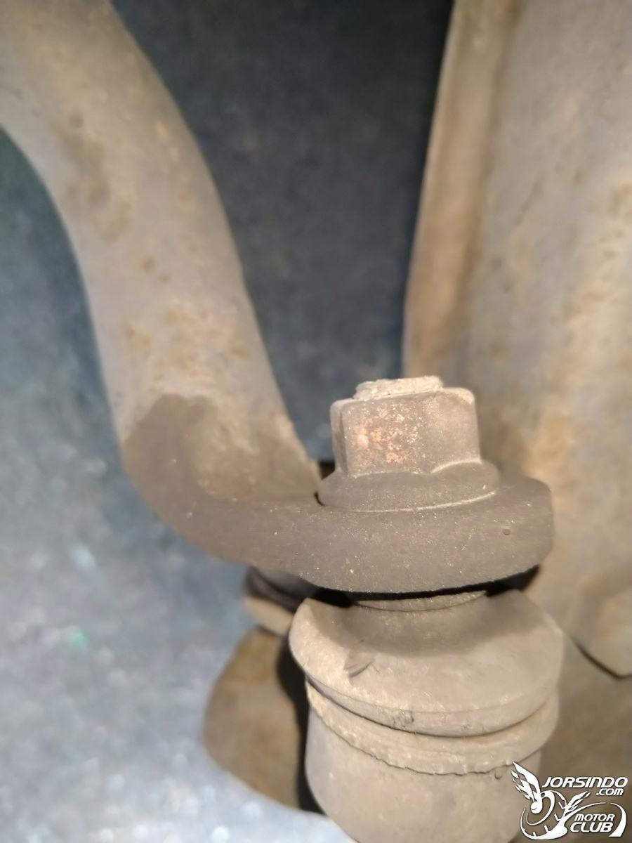三菱 space gear DIY更換前後避震器、和尚頭及李仔串4401|小老婆汽機車資訊網