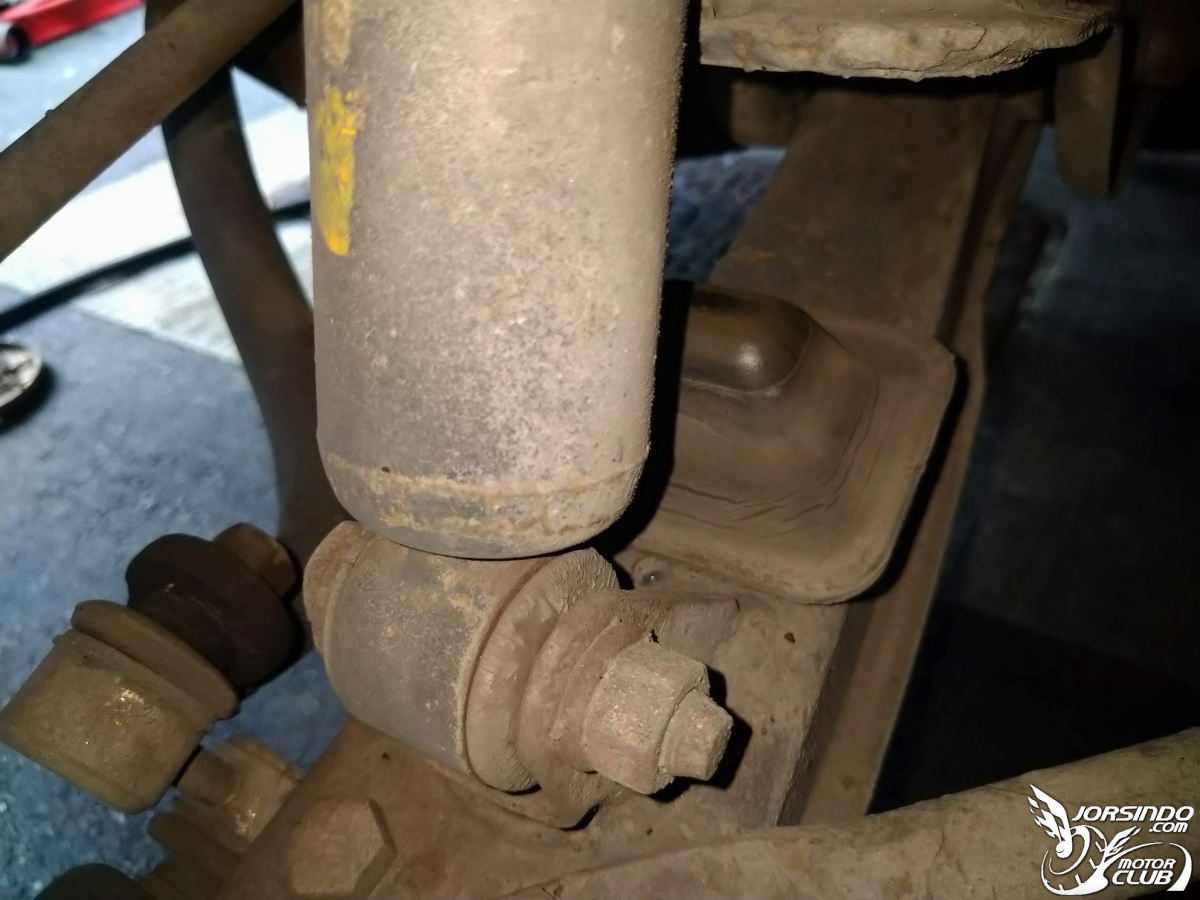 三菱 space gear DIY更換前後避震器、和尚頭及李仔串1480|小老婆汽機車資訊網