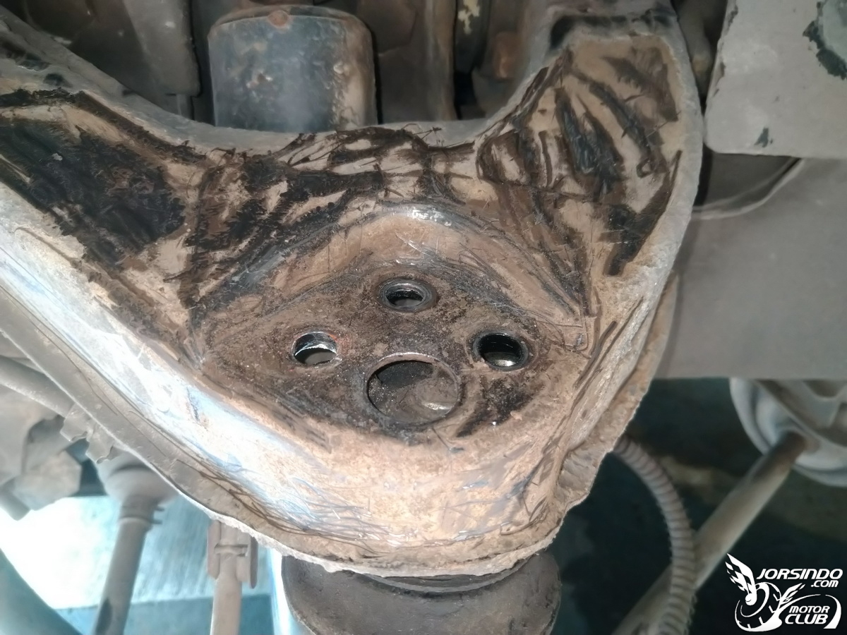 三菱 space gear DIY更換前後避震器、和尚頭及李仔串3564|小老婆汽機車資訊網