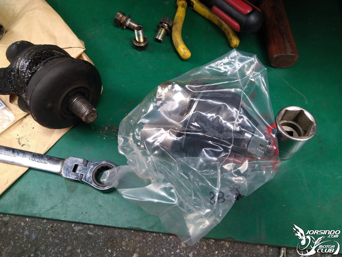 三菱 space gear DIY更換前後避震器、和尚頭及李仔串5609|小老婆汽機車資訊網