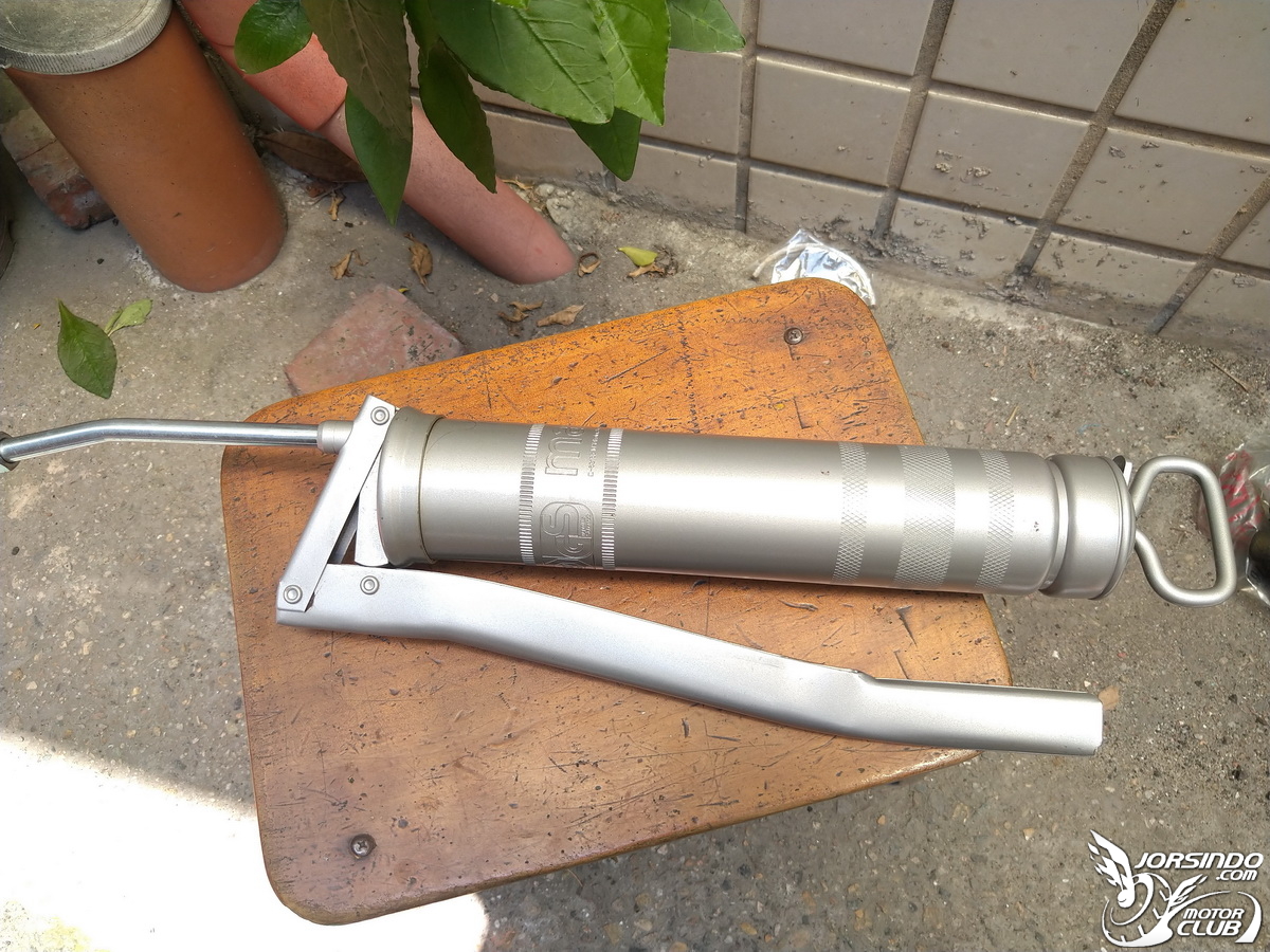 三菱 space gear DIY更換前後避震器、和尚頭及李仔串5962|小老婆汽機車資訊網