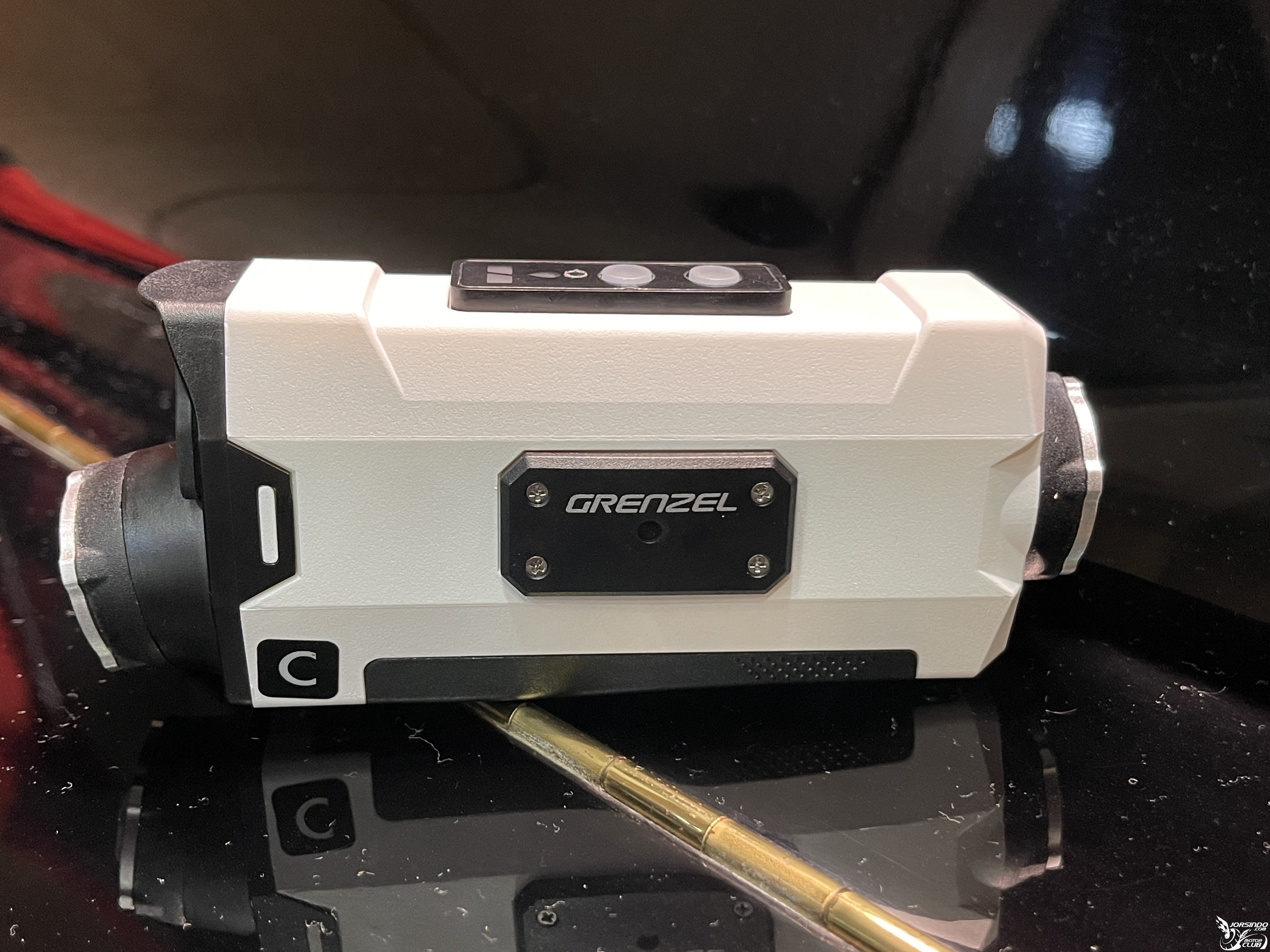 雲創 E3V-T 前後雙鏡(白) 安全帽行車紀錄器9246|小老婆汽機車資訊網