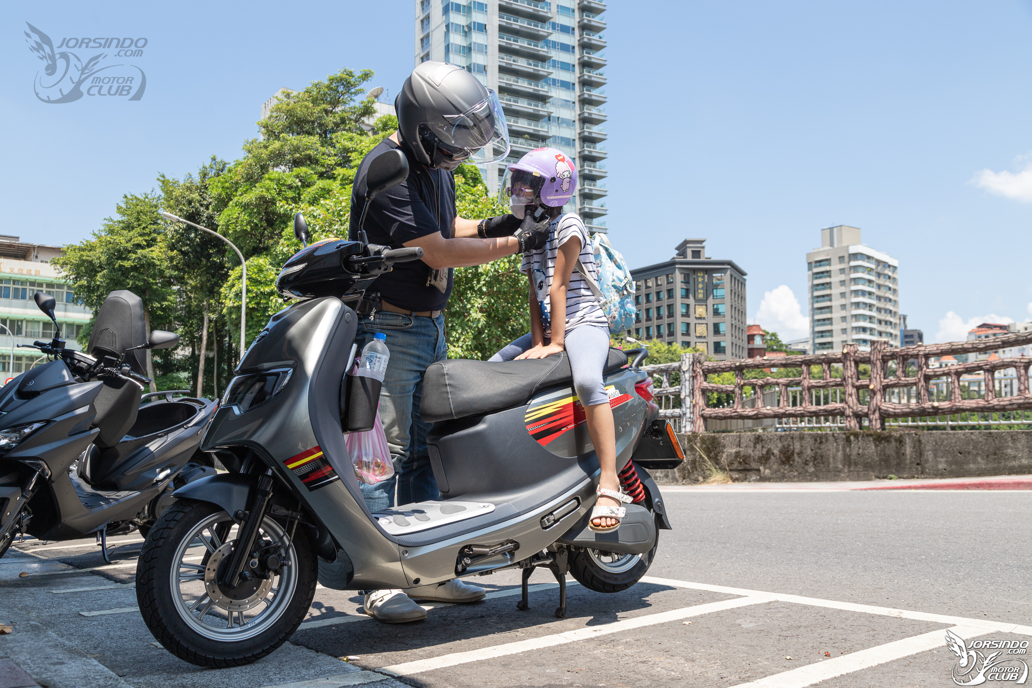 新車型新方案！中華eMOVING勁炫125最低資費99元起！5157|小老婆汽機車資訊網