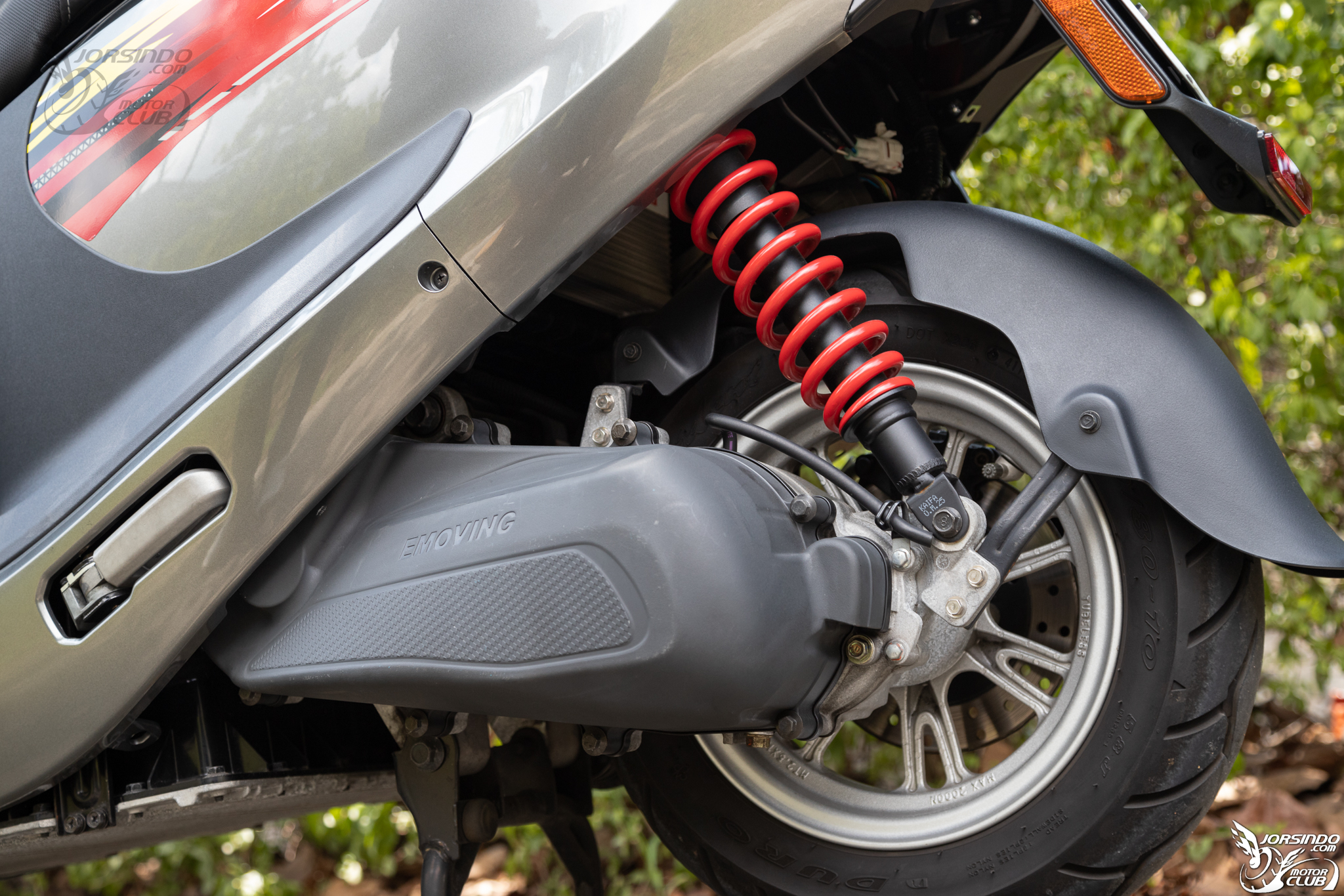 新車型新方案！中華eMOVING勁炫125最低資費99元起！3165|小老婆汽機車資訊網