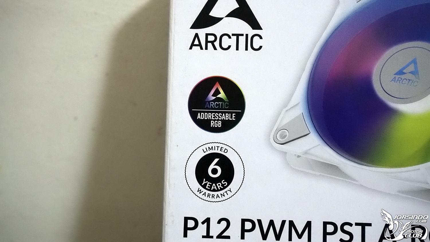 【開箱】白色控的最佳選擇!! Arctic P12 PWM PST ARGB White開箱904|小老婆汽機車資訊網