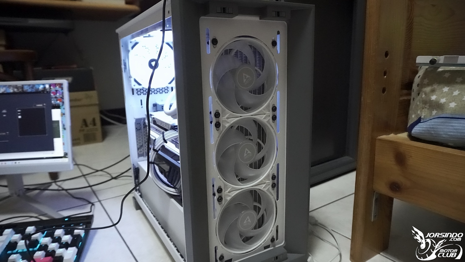 【開箱】白色控的最佳選擇!! Arctic P12 PWM PST ARGB White開箱2350|小老婆汽機車資訊網